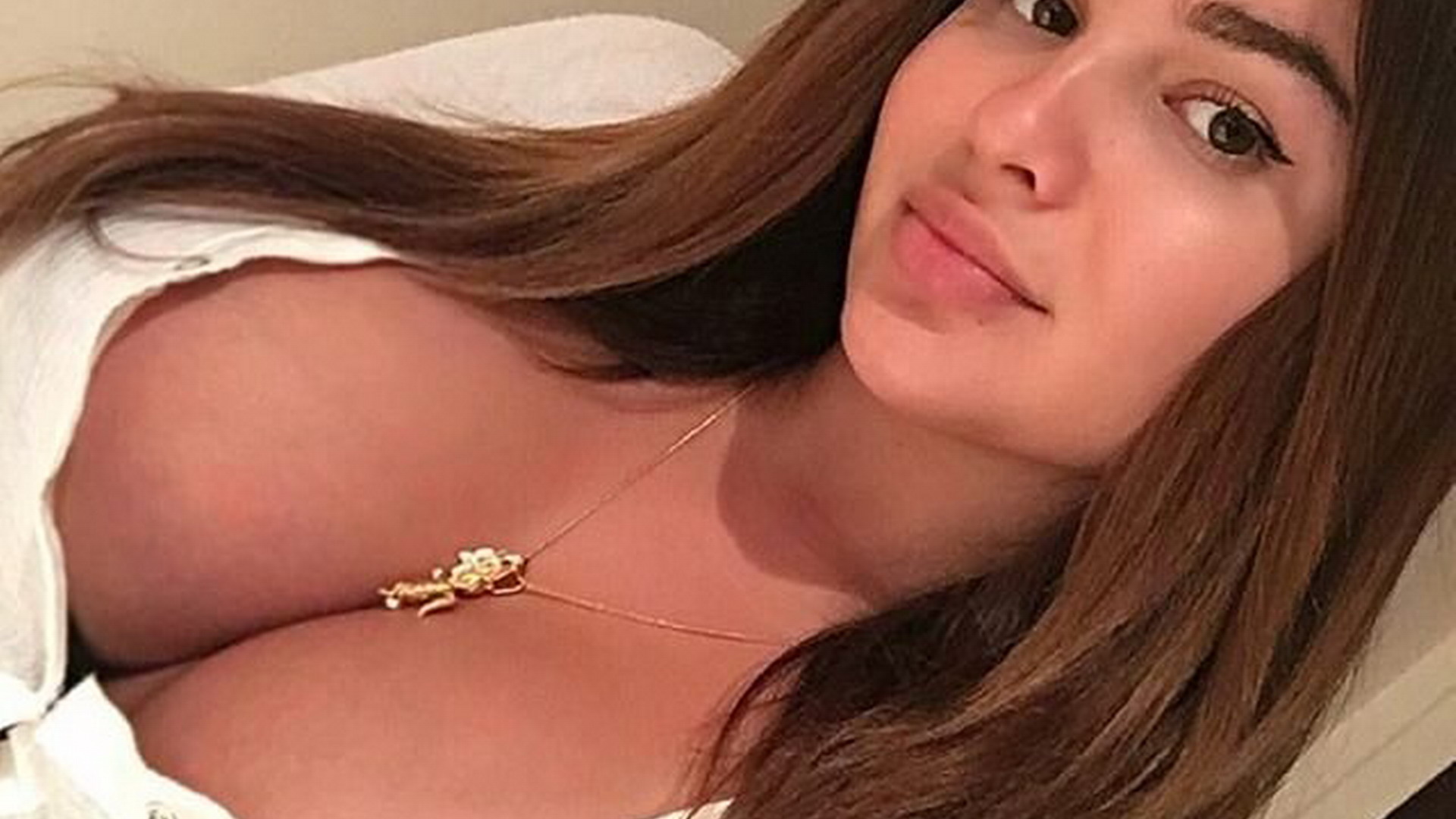 Украинская модель Mila показала шикарную грудь