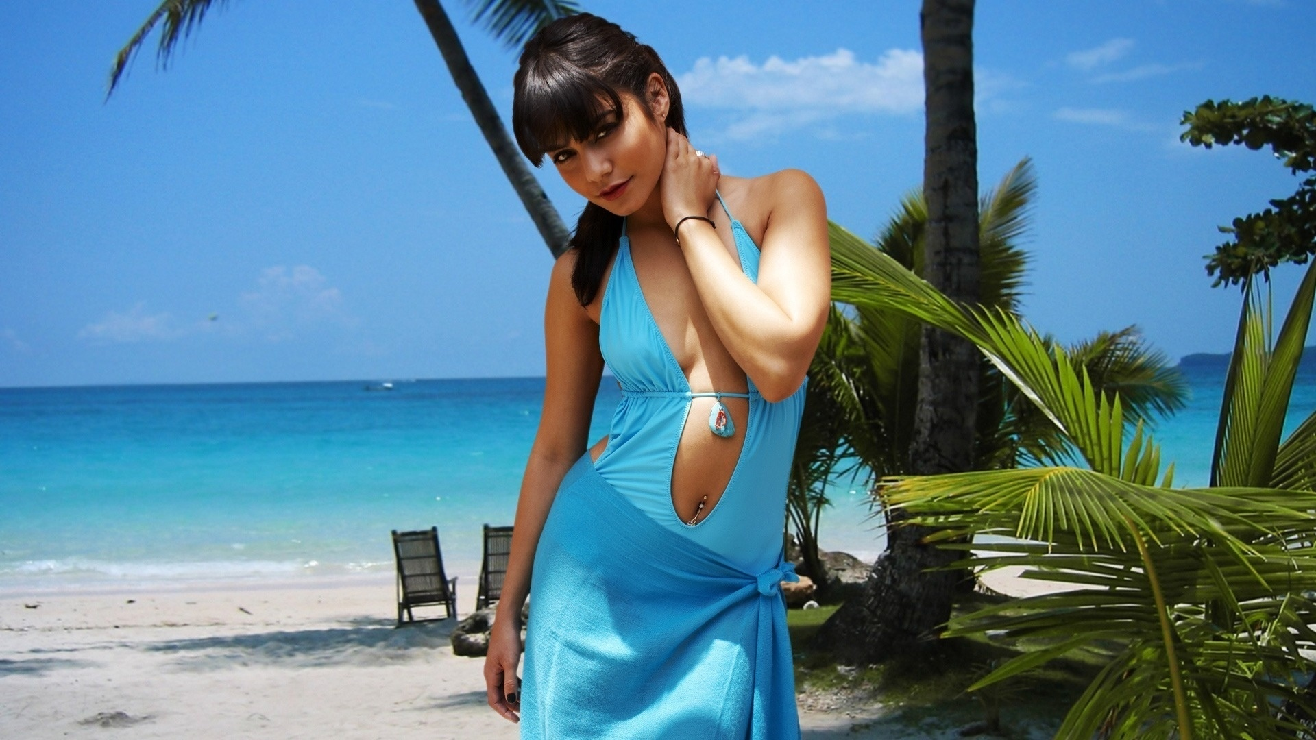 Сексуальная тайская девушка на пляже