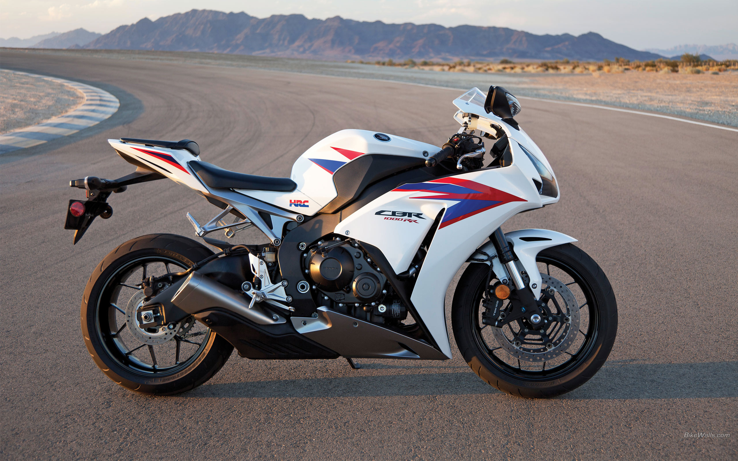 Honda cbr1000rr Fireblade Р±РµР»С‹Р№