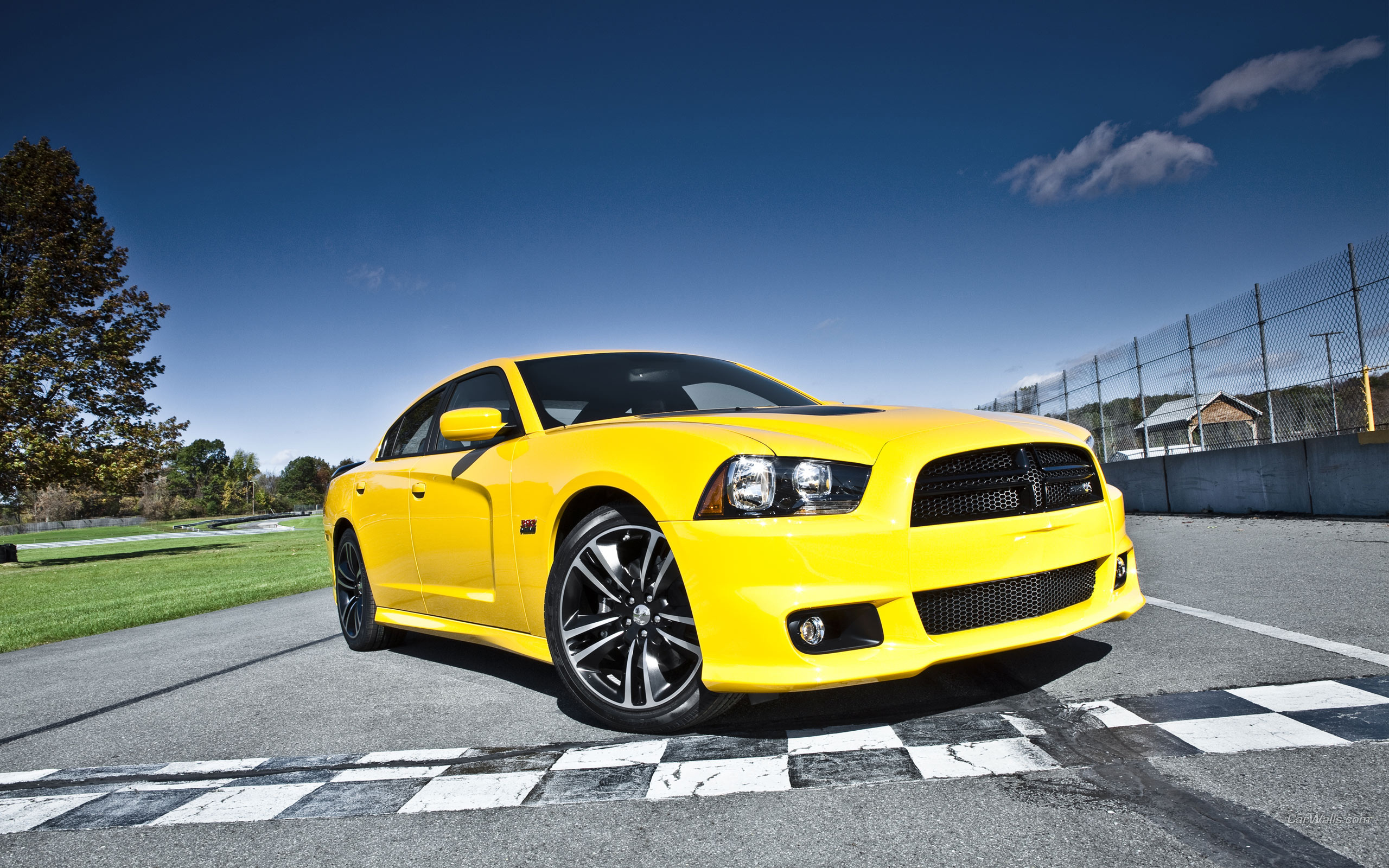 Dodge Charger srt на обои 1024x1024