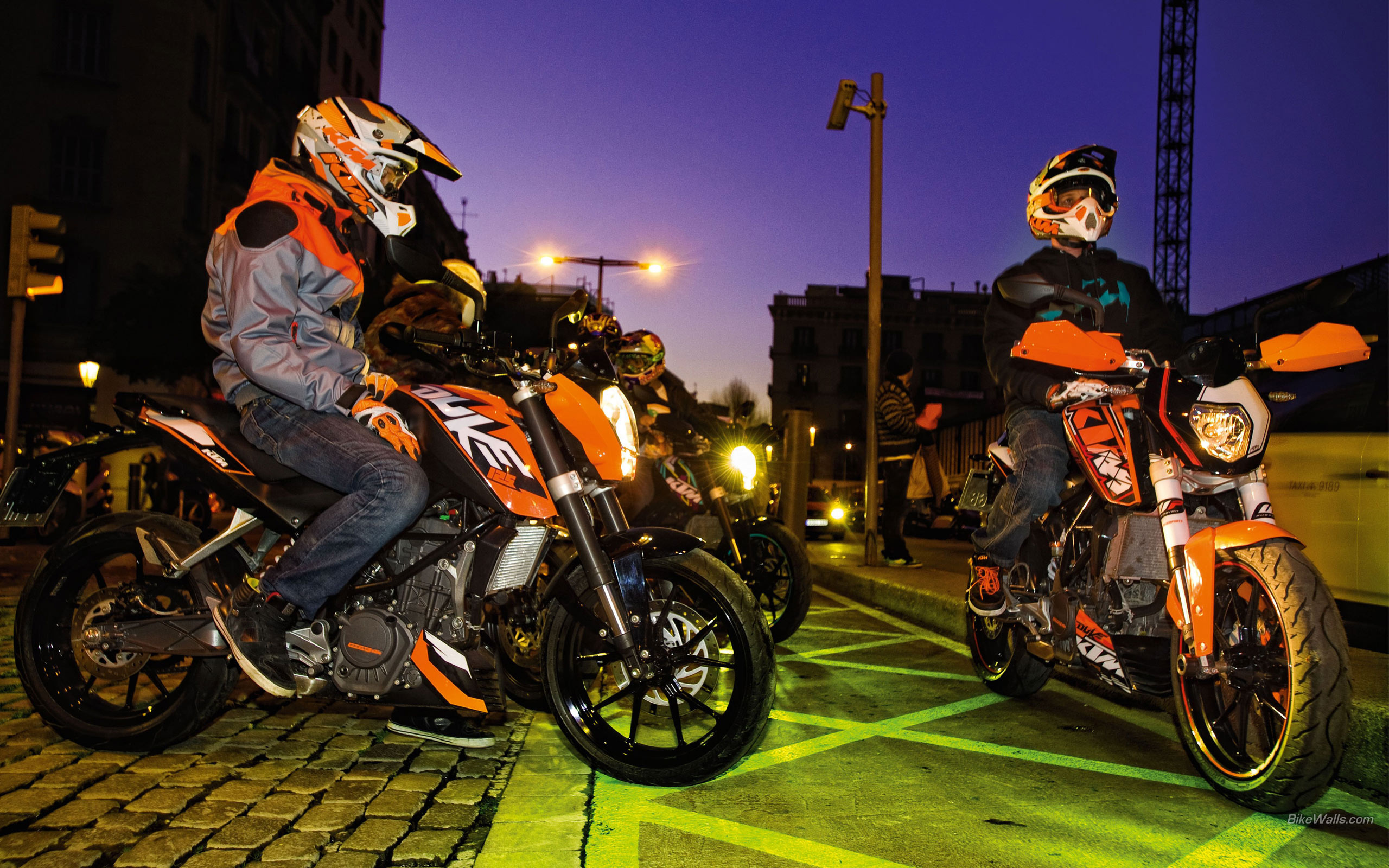 РњРѕС‚РѕС†РёРєР» KTM 125 Duke С„РѕРЅ