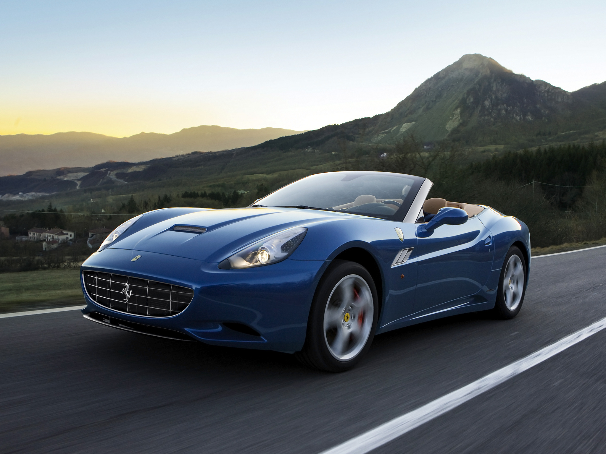 Ferrari California синяя