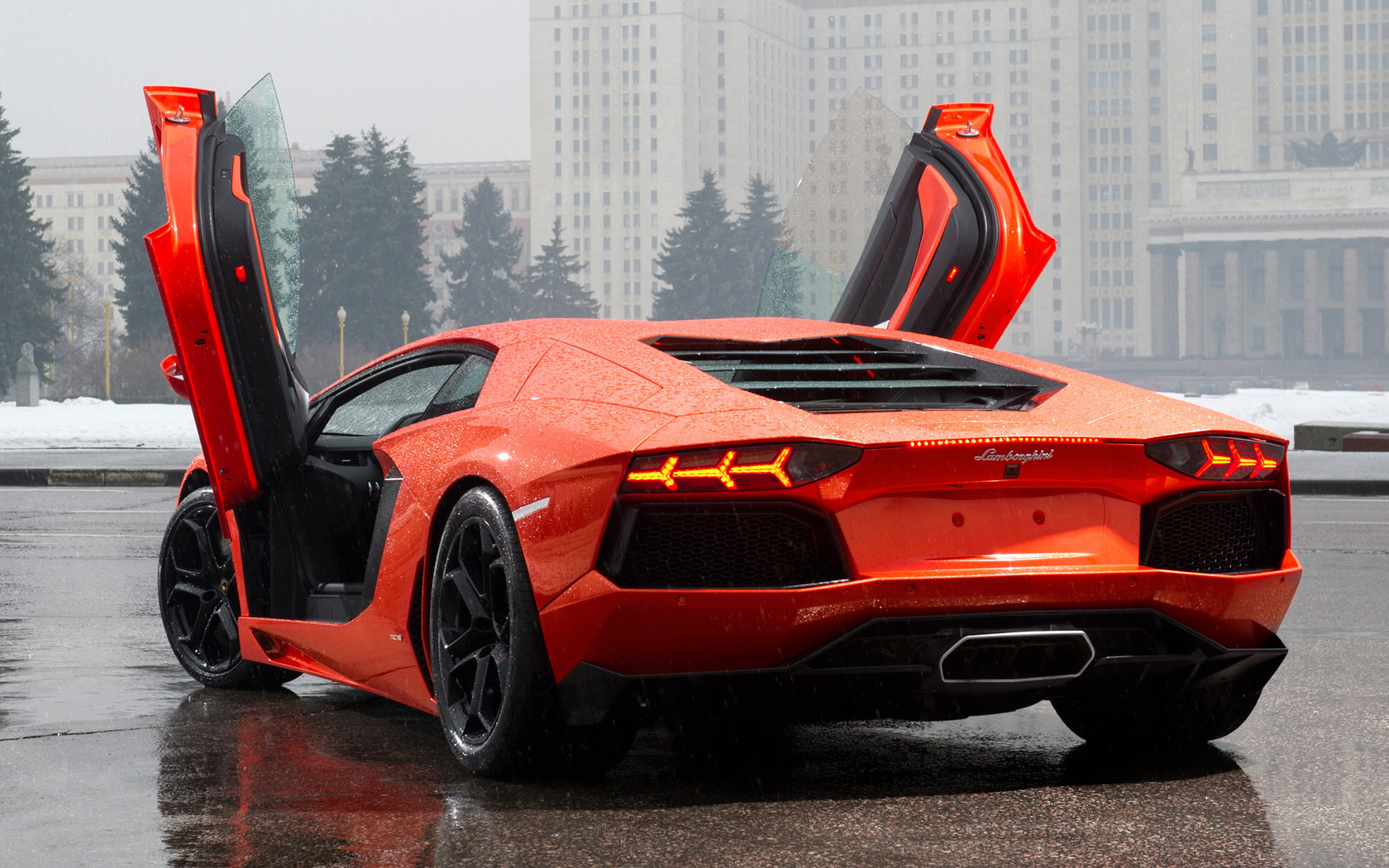 Lamborghini Aventador lp760 2