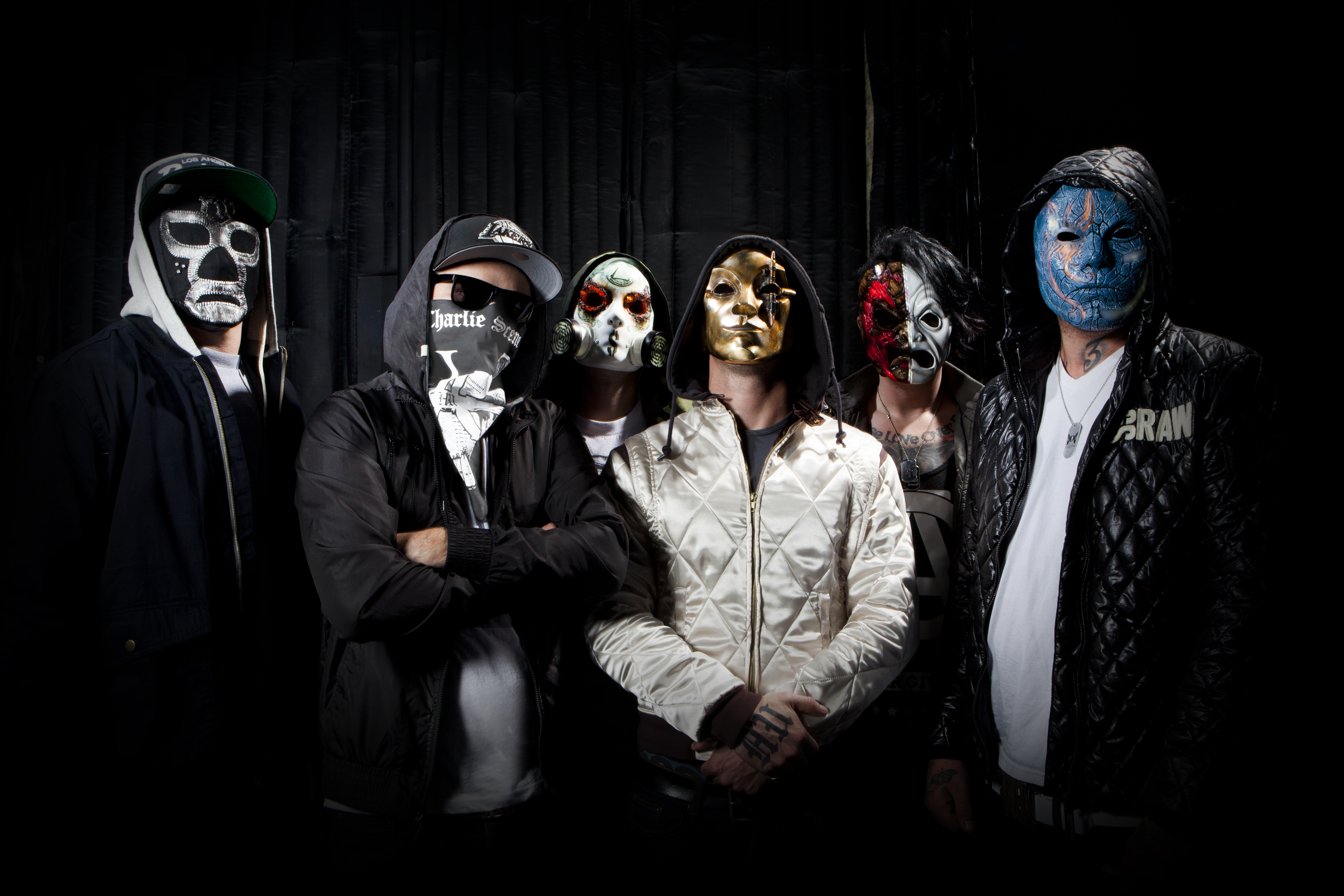 Маска музыка. Hollywood Undead. Рок группа Hollywood Undead. Дэнни Hollywood Undead. Hollywood Undead Danny 2020.