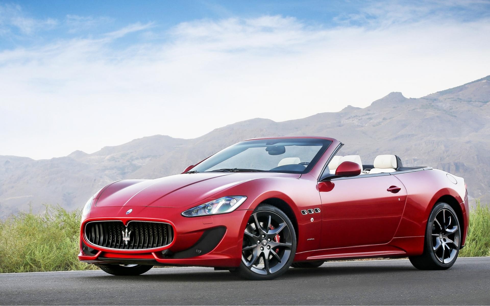 Maserati GRANCABRIO РѕР±РѕРё