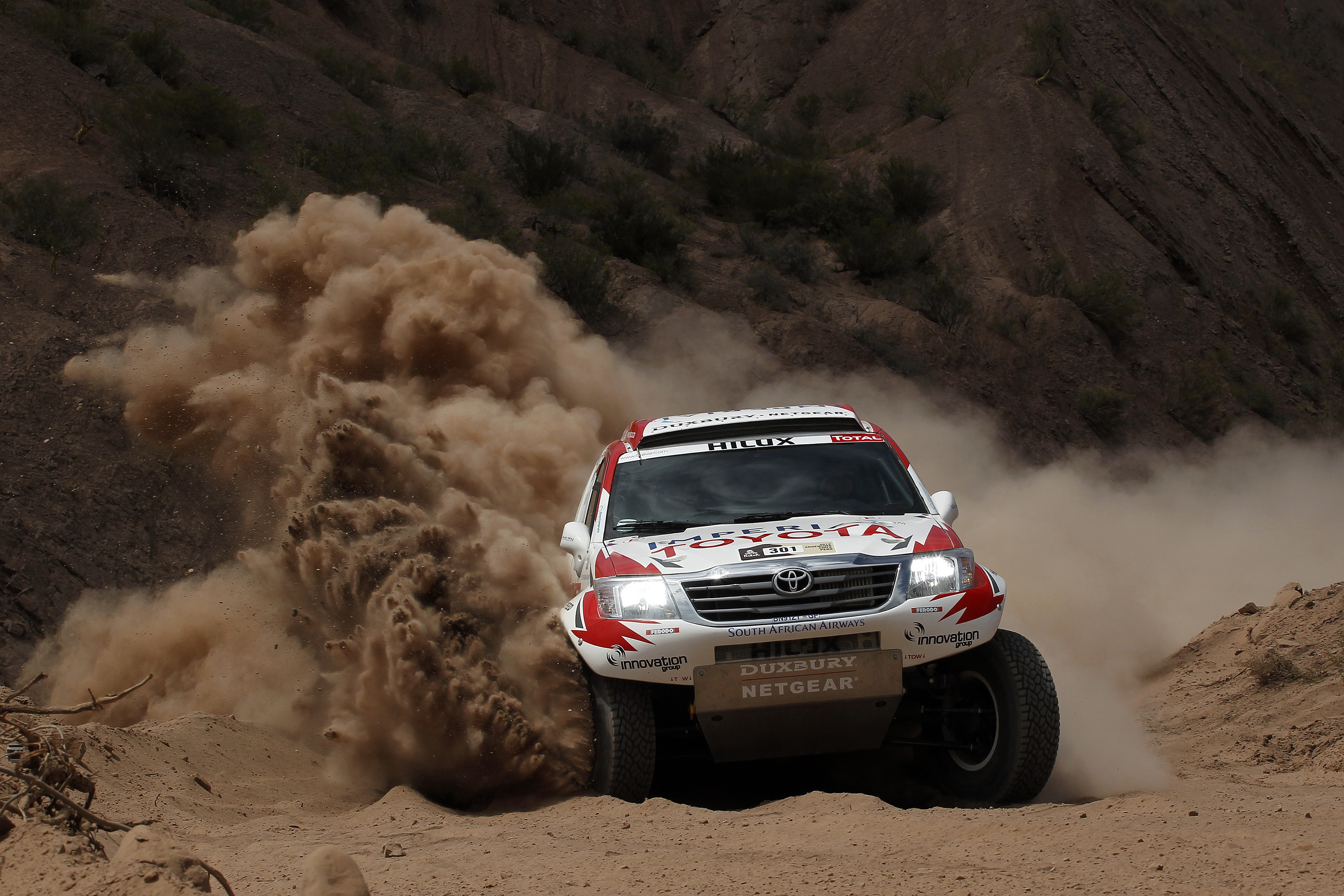 2021 Toyota Hilux Rally Dakar