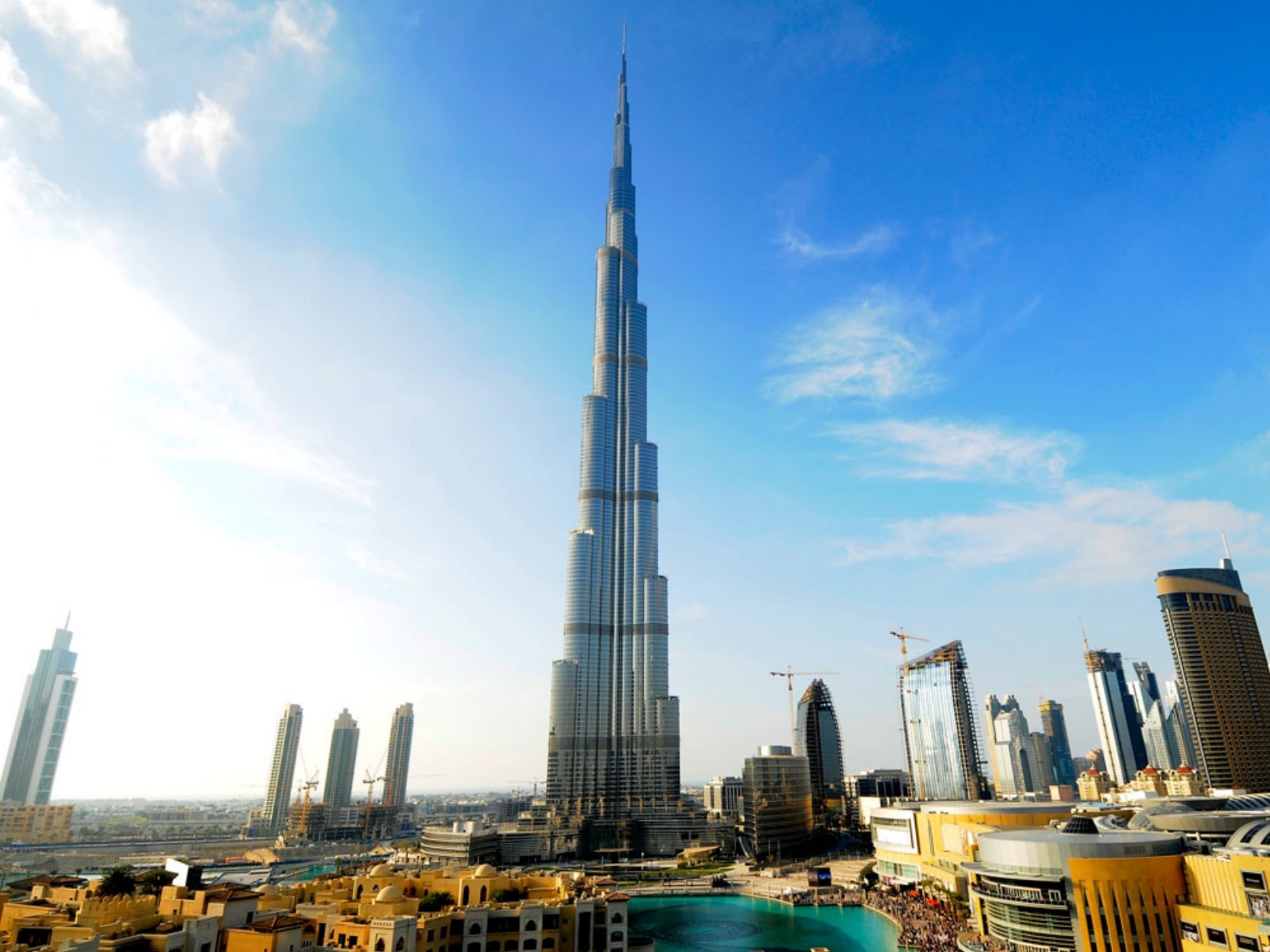 Самая высокая башня халифа. Башня Бурдж Халифа. Башня в Дубае Бурдж. Башня Бурдж-Халифа (Дубай, ОАЭ, Архитектор Эдриан Смит). Дубай здание Бурдж Халифа.