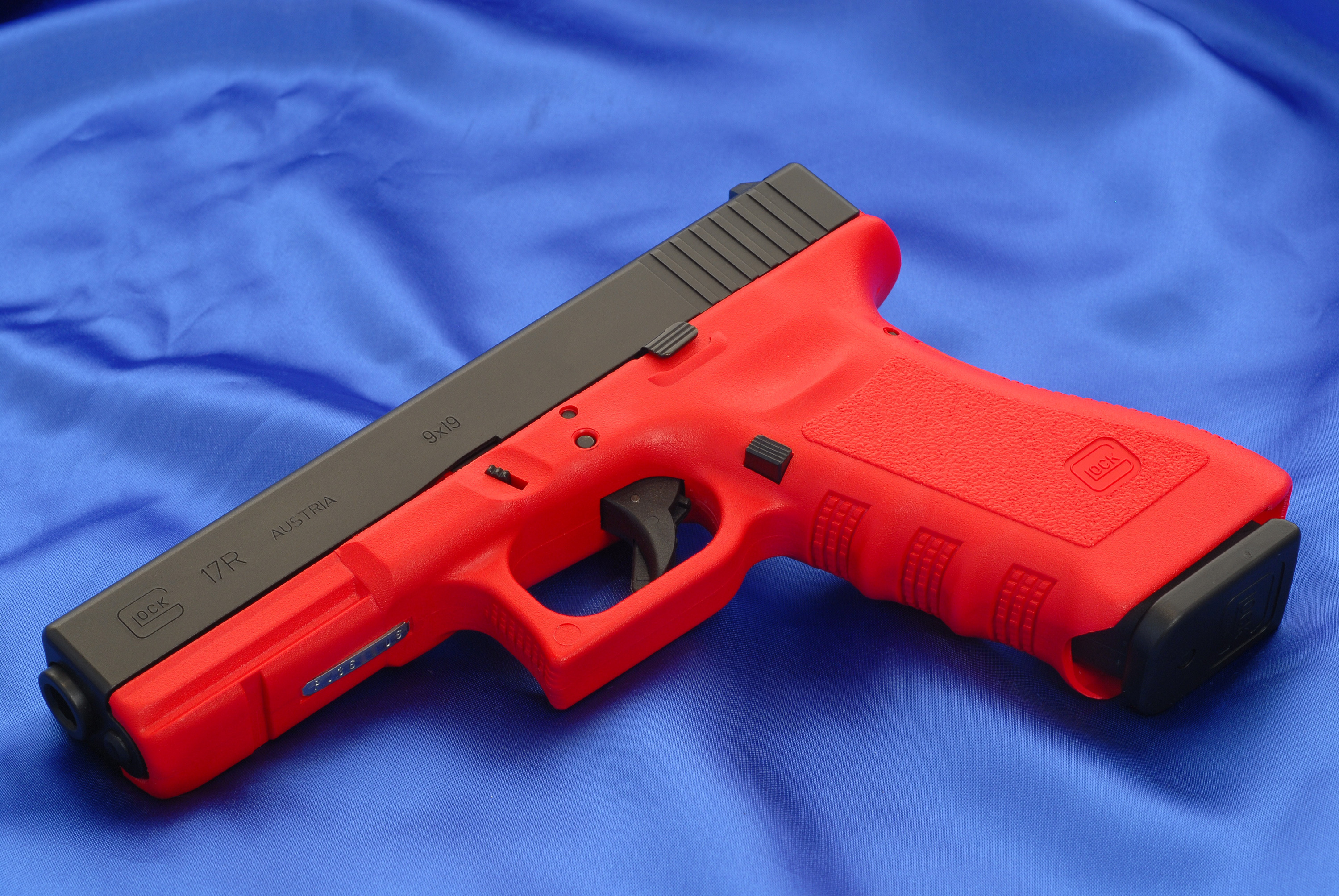 Glock 18 фото