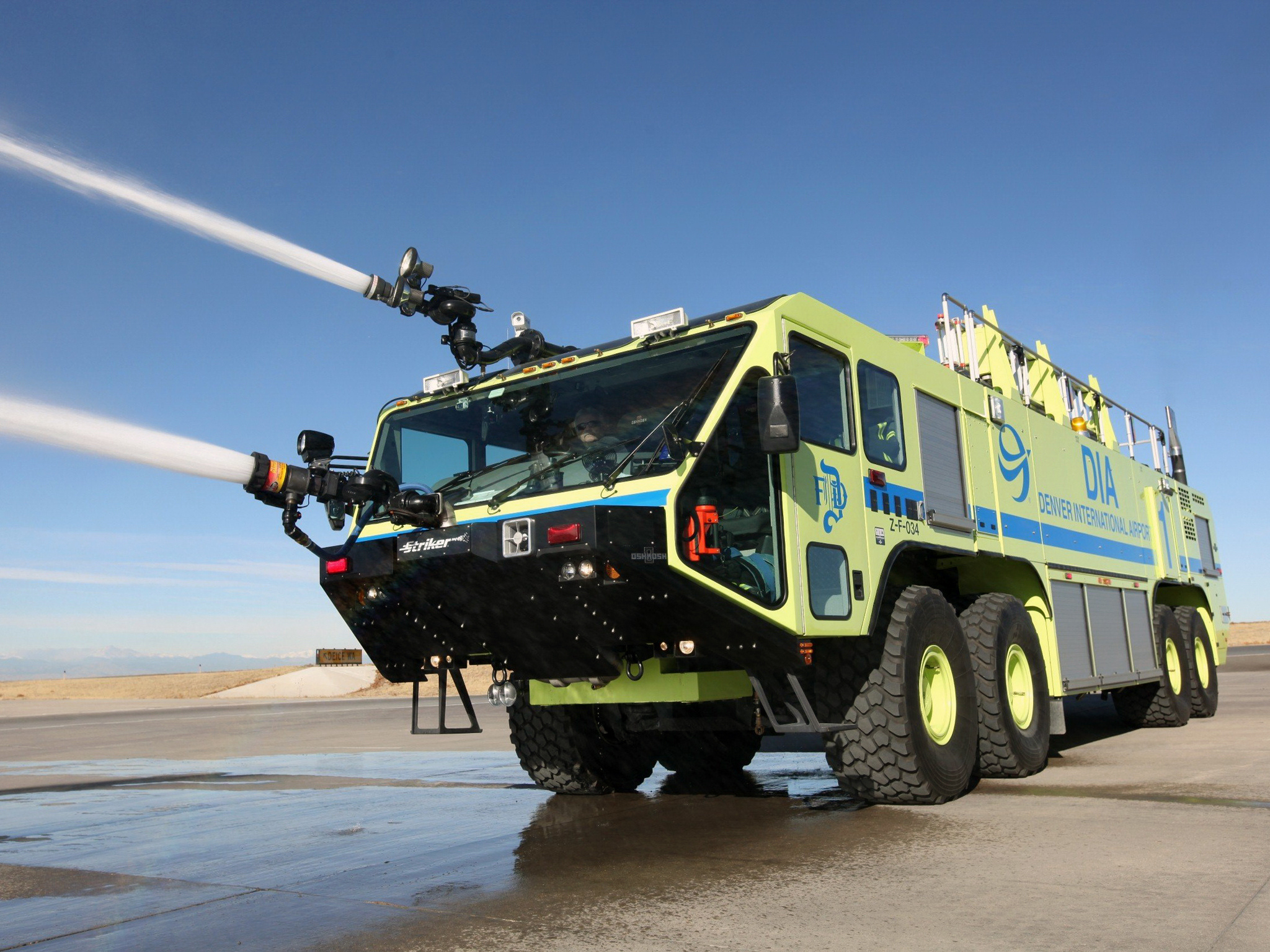 Аэродромный пожарный автомобиль Oshkosh