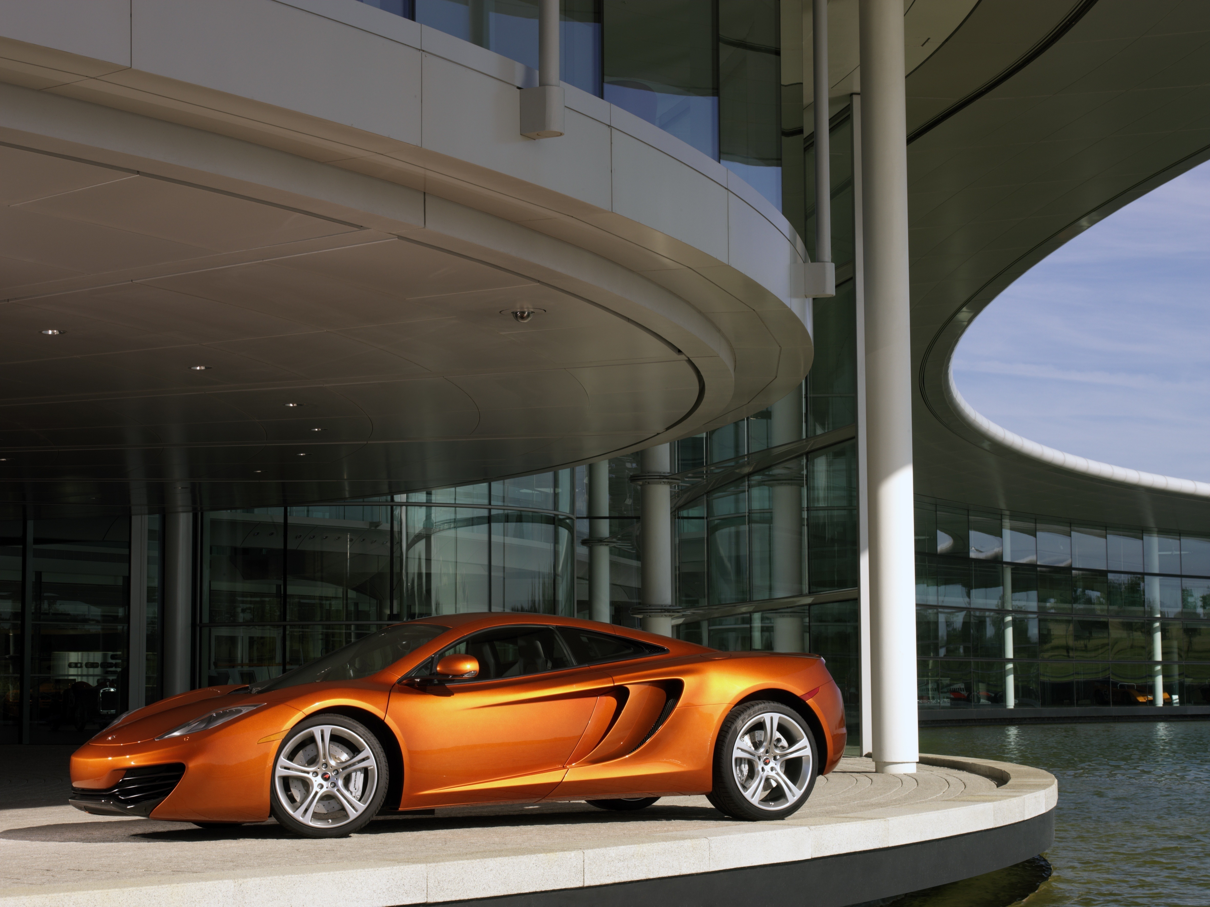 4.12. MCLAREN mp4-12c. MCLAREN mp4-12c 2011. Машина MCLAREN mp4-12c. MCLAREN 2011 MCLAREN mp4 12c.