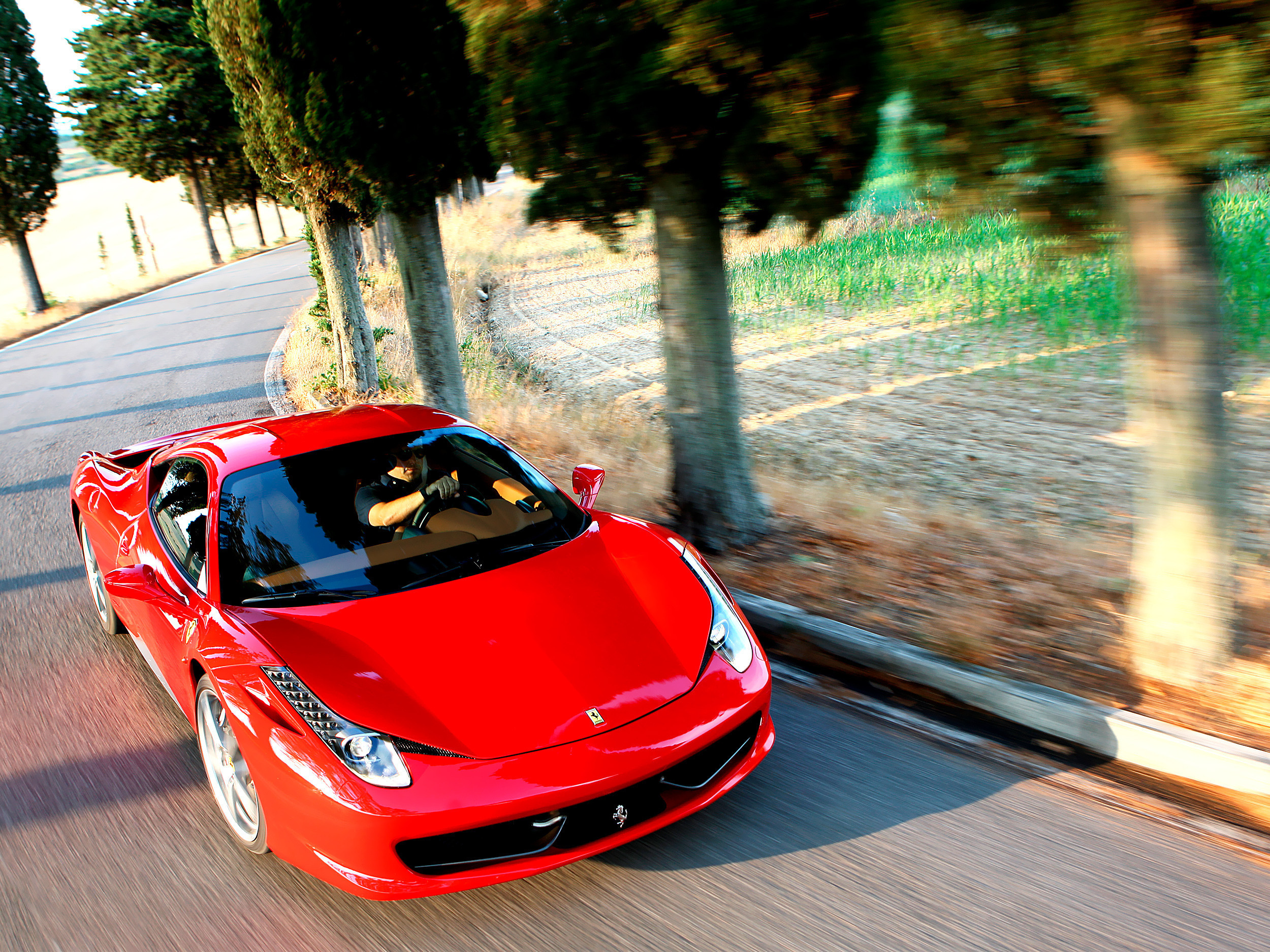 Ferrari 458 Italia скорость