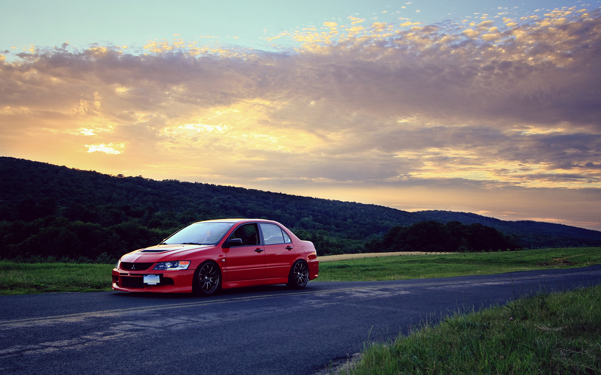 Subaru на закате