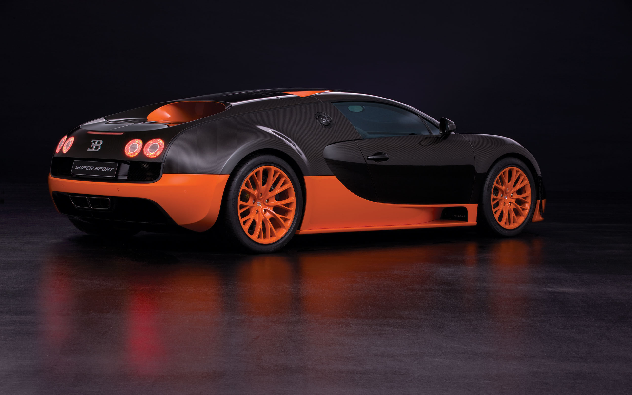 Машина Bugatti Veyron 16 4 Supersport