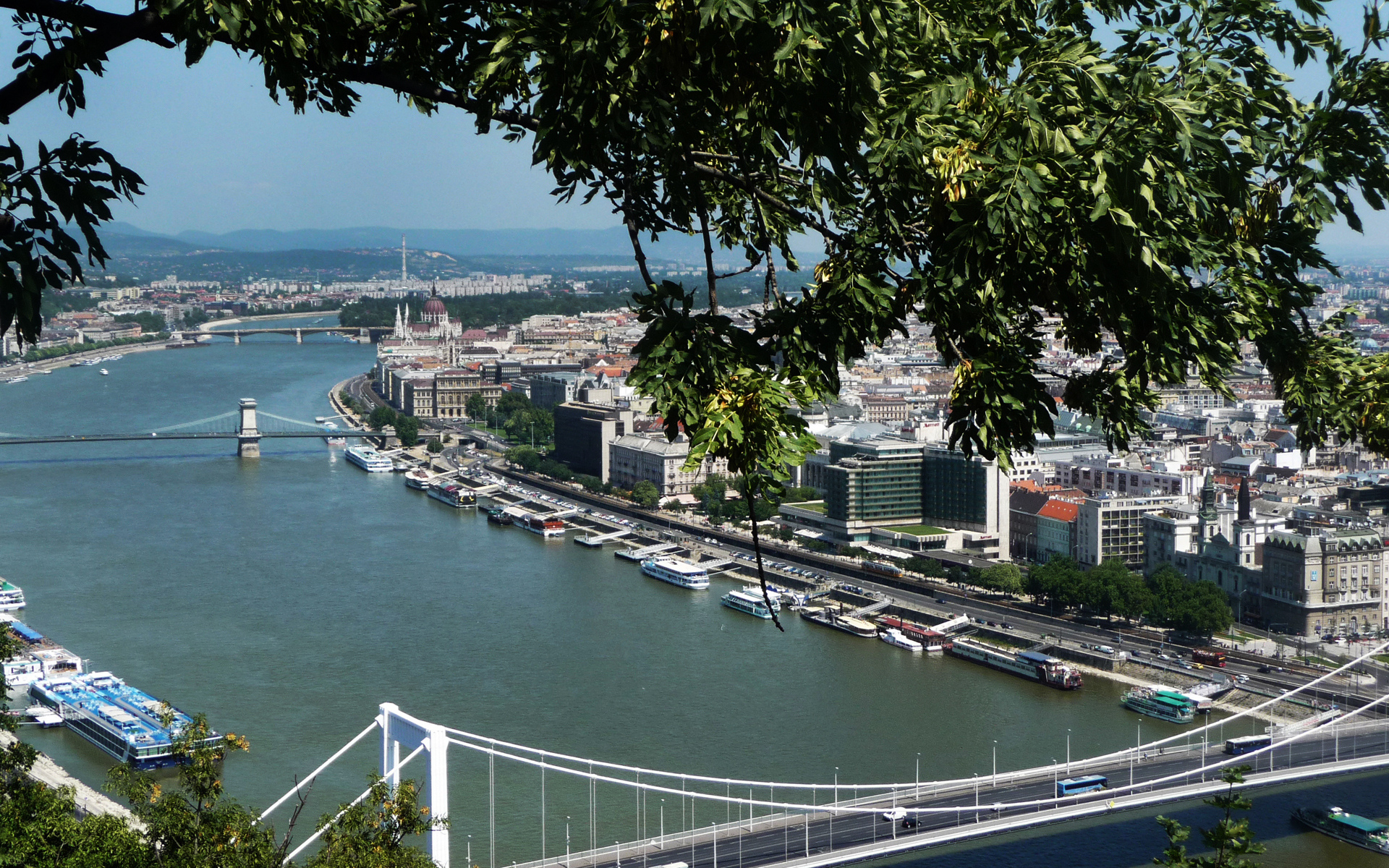 Фото реки Дунай в Будапеште