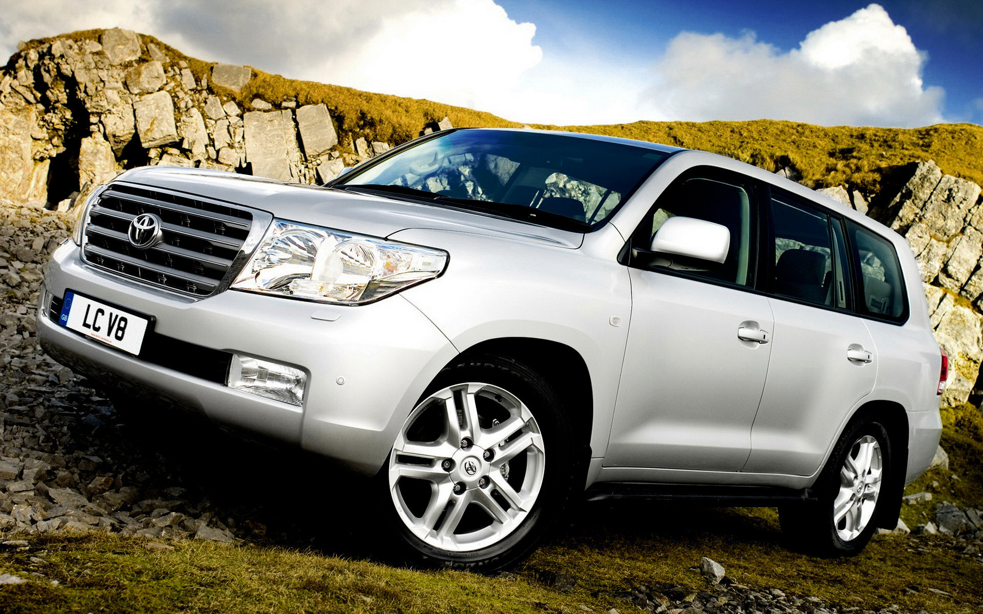 Toyota Land Cruiser 200 HD