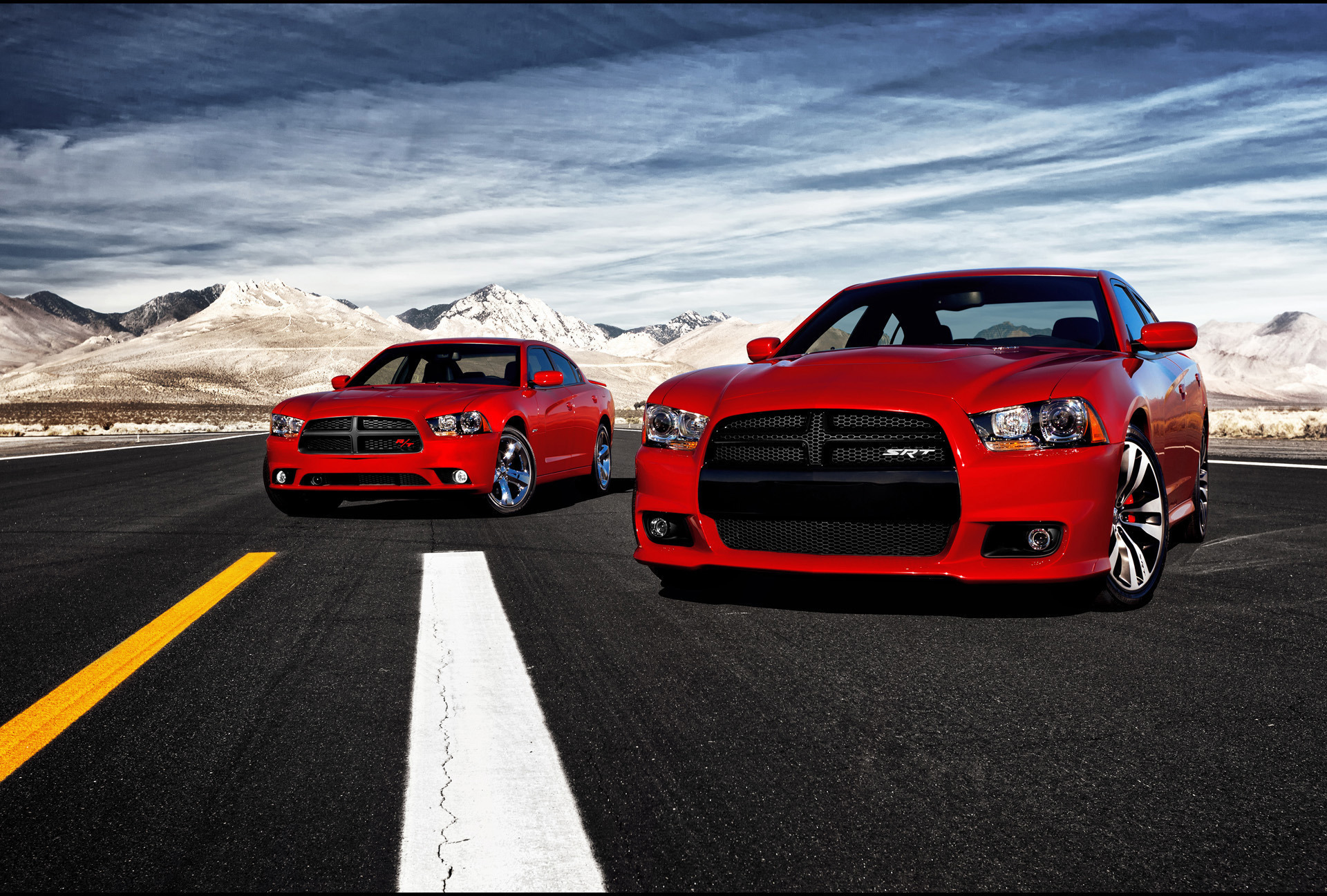 Dodge Charger srt на обои 1024x1024