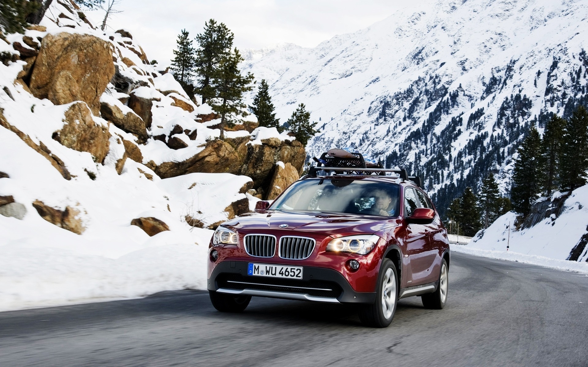 BMW x1 в горах