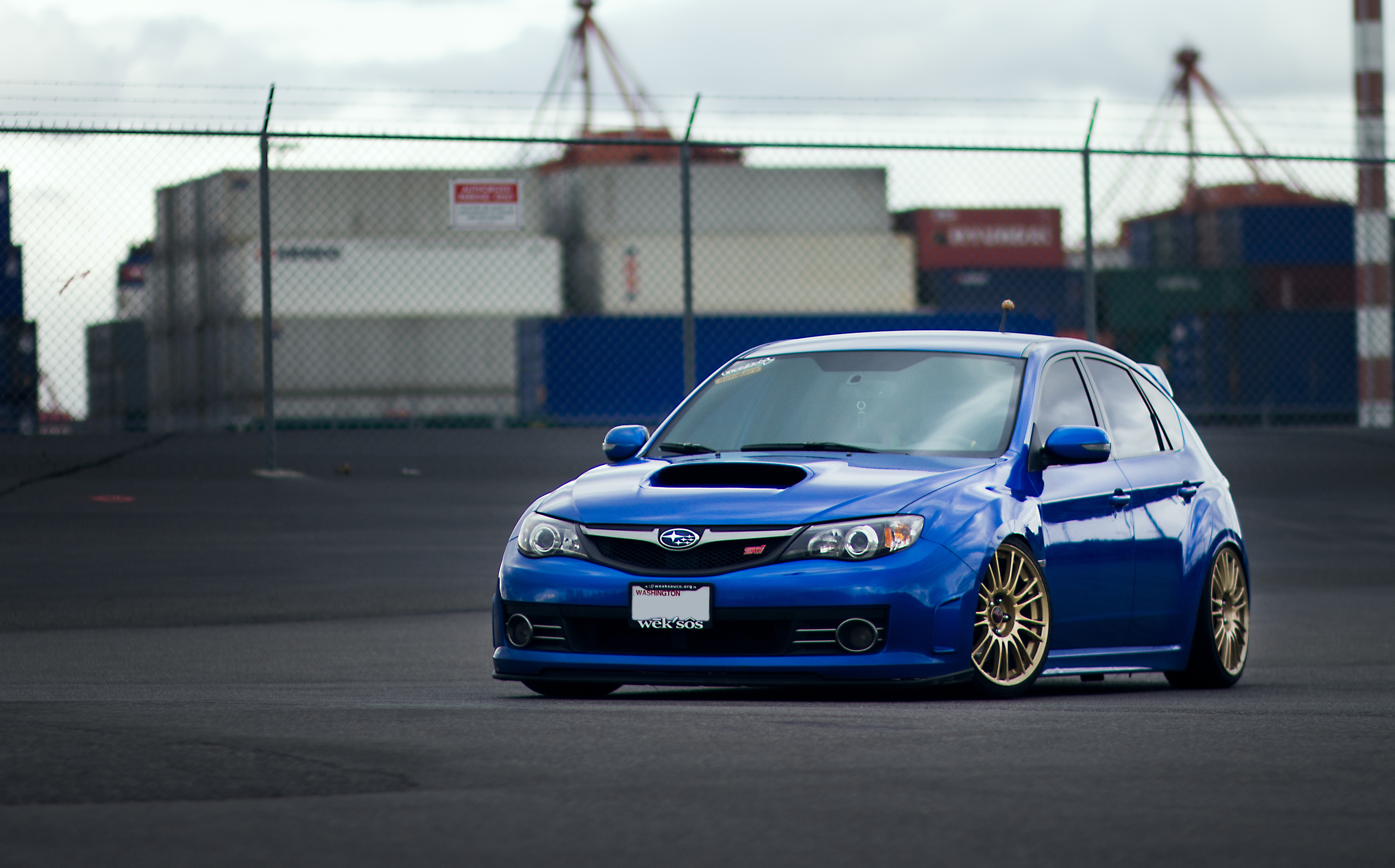 Субару WRX STI 2012