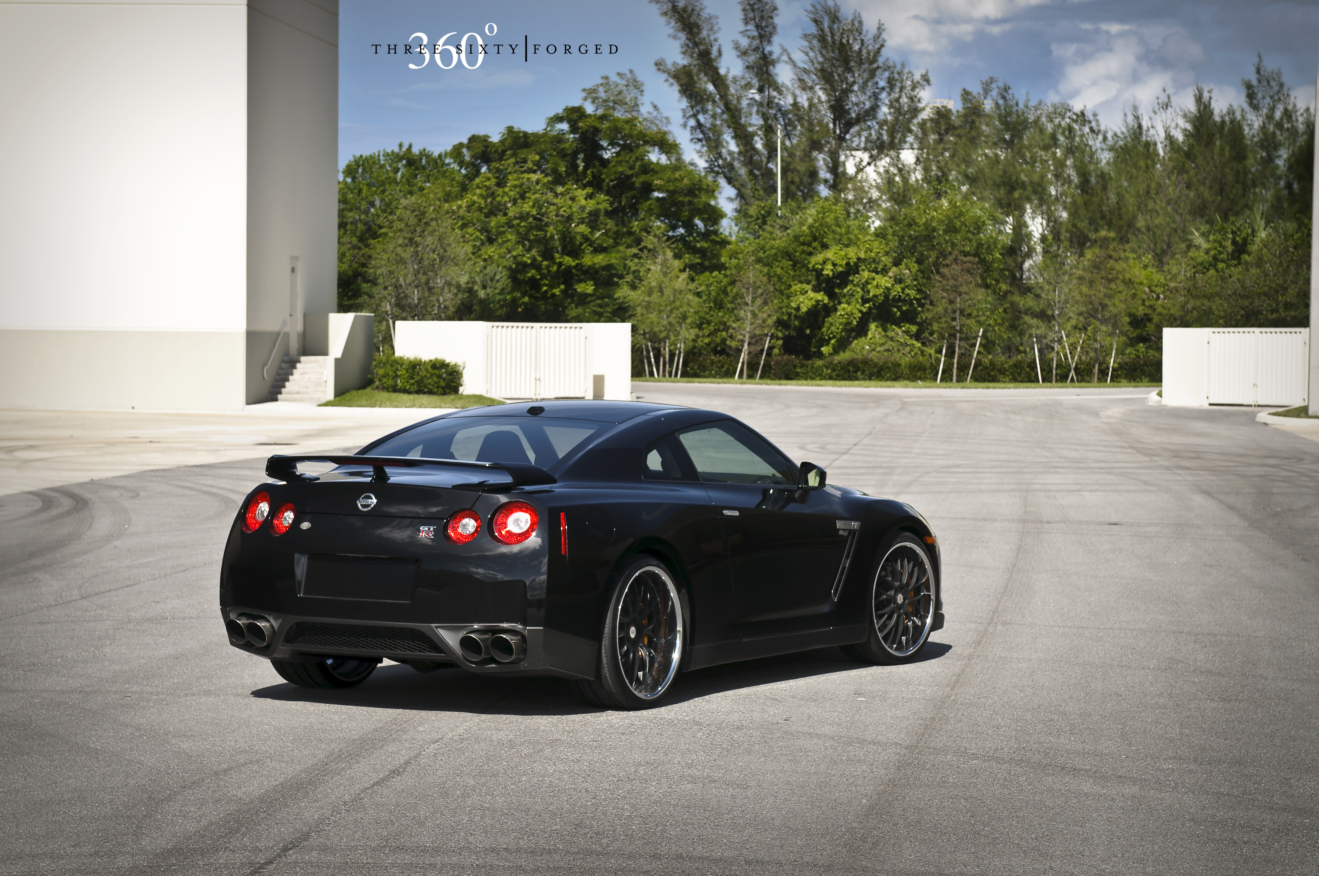 Black 360. Skyline GTR r35. Nissan Skyline gt-r r35. Nissan Skyline r35 черная. Nissan Skyline gt-r 35.