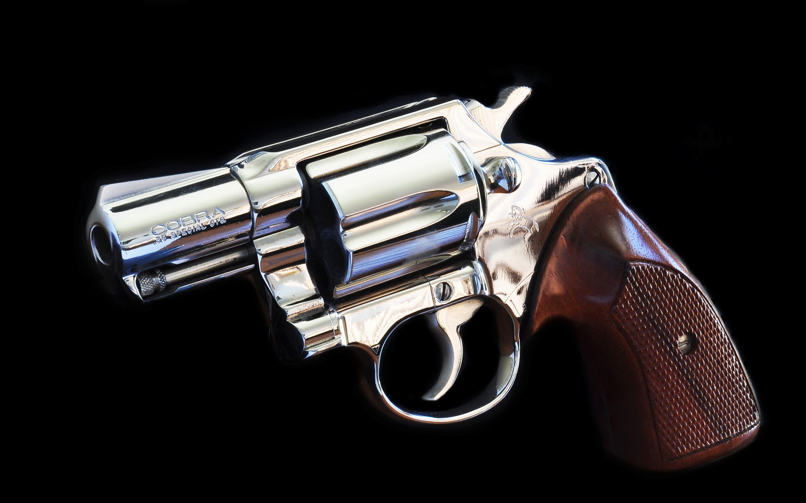 Фото револьвера. Colt Cobra 38 Special. Револьвер. Пистолеты и револьверы. Ремольтер.