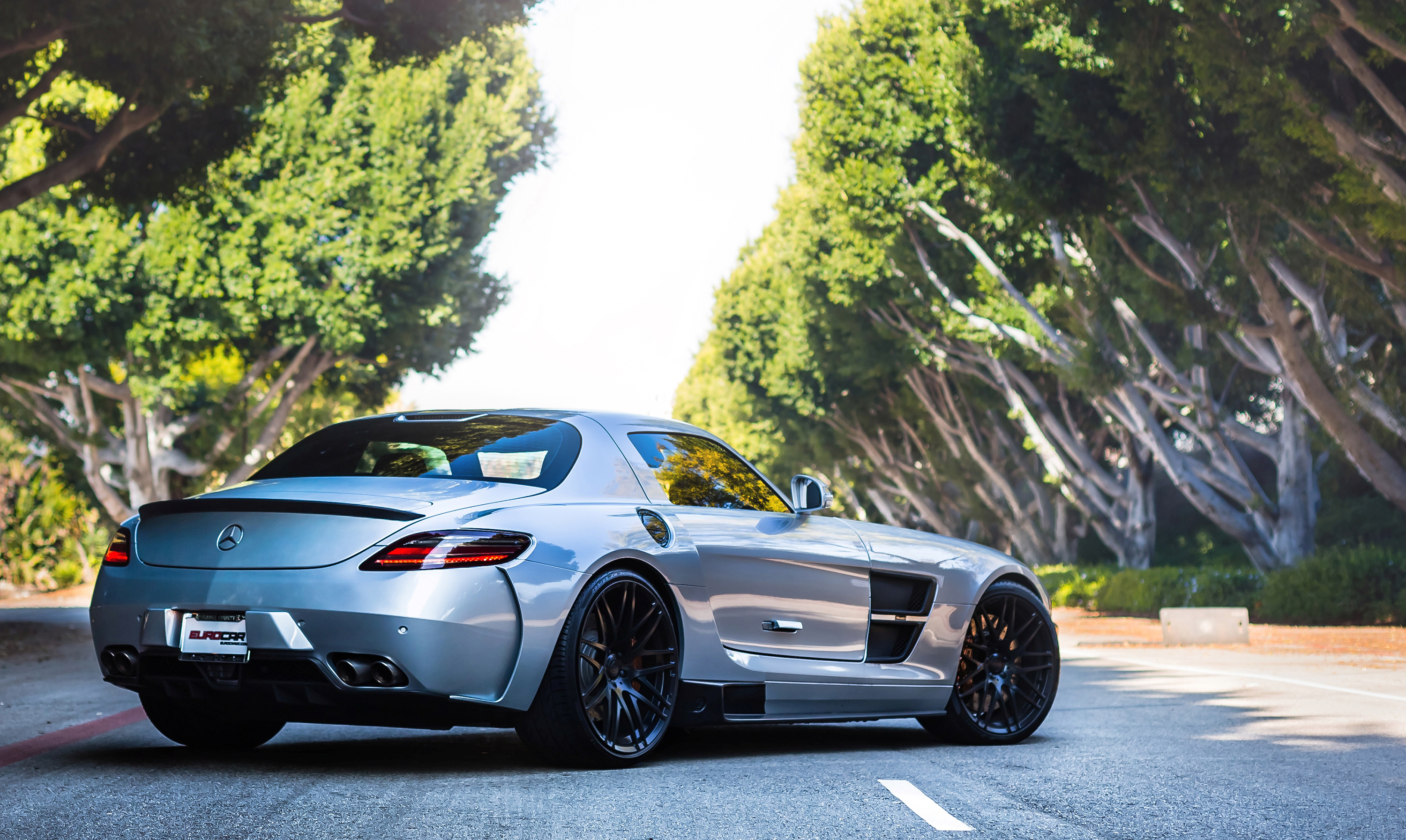 Mercedes Benz SLS AMG РѕР±РѕРё