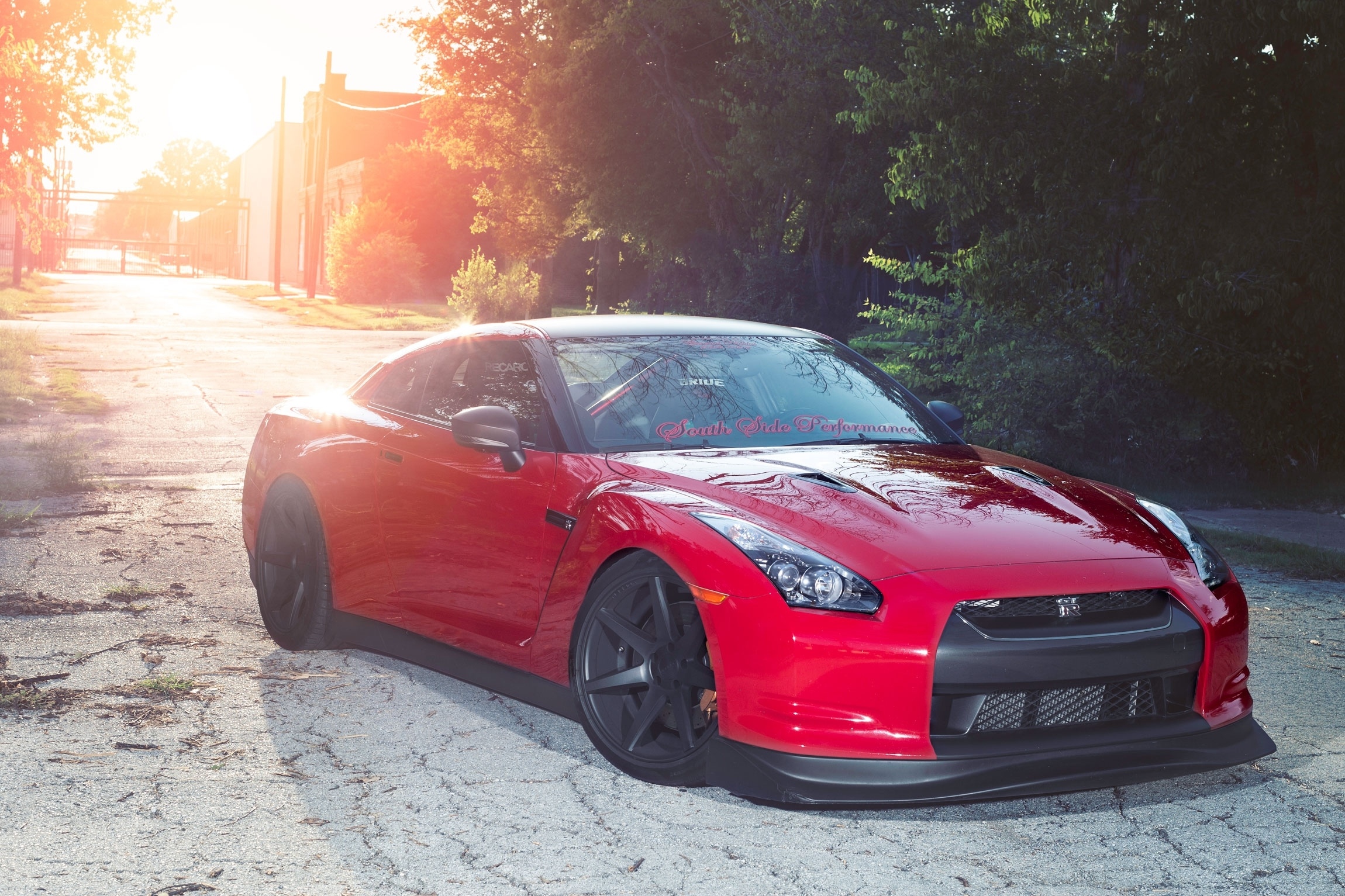 Nissan GTR r35 красный матовый