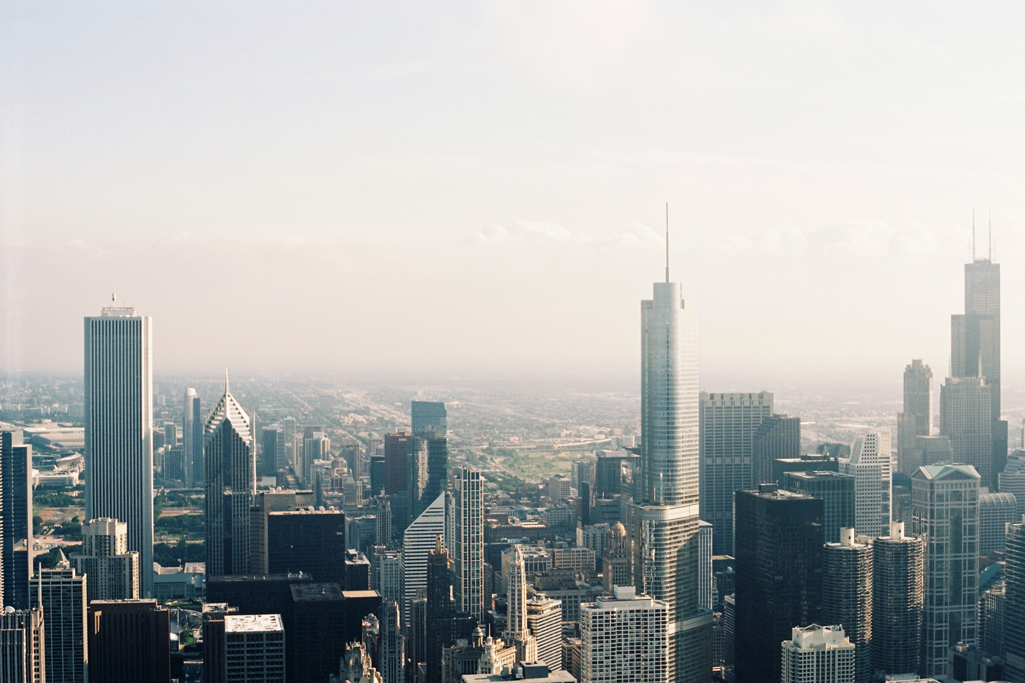 Город Чикаго небоскрёбы вид сверху здания Мегаполис