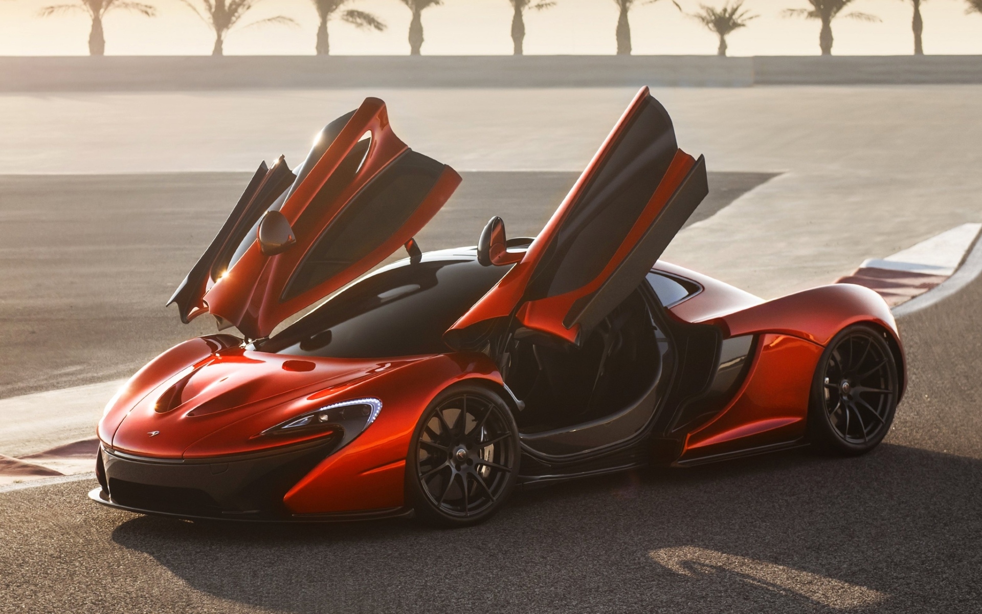 MCLAREN p1 красный фото хорошее качество