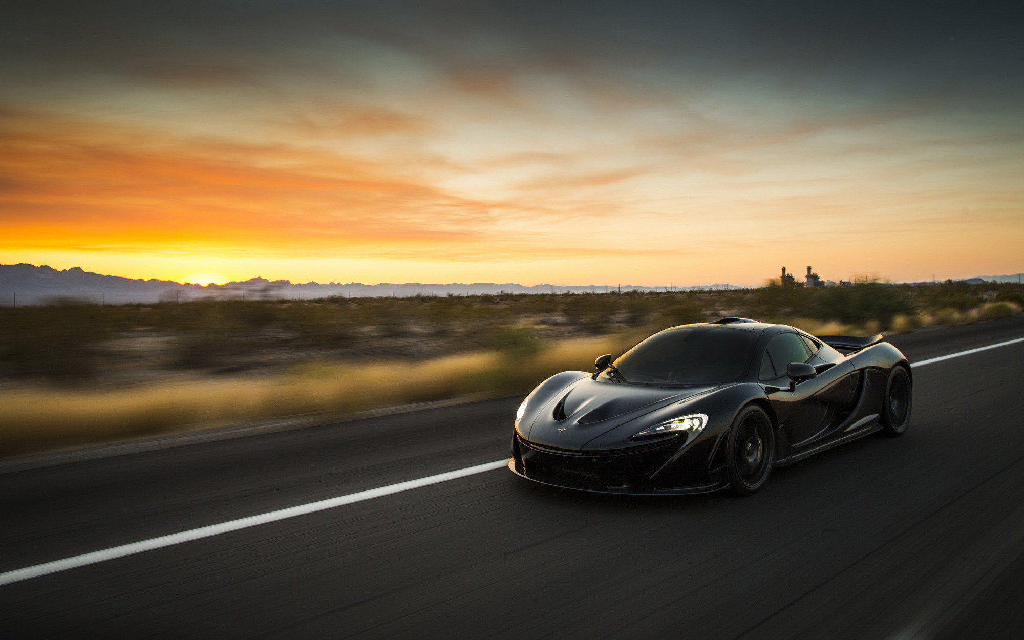 MCLAREN 640