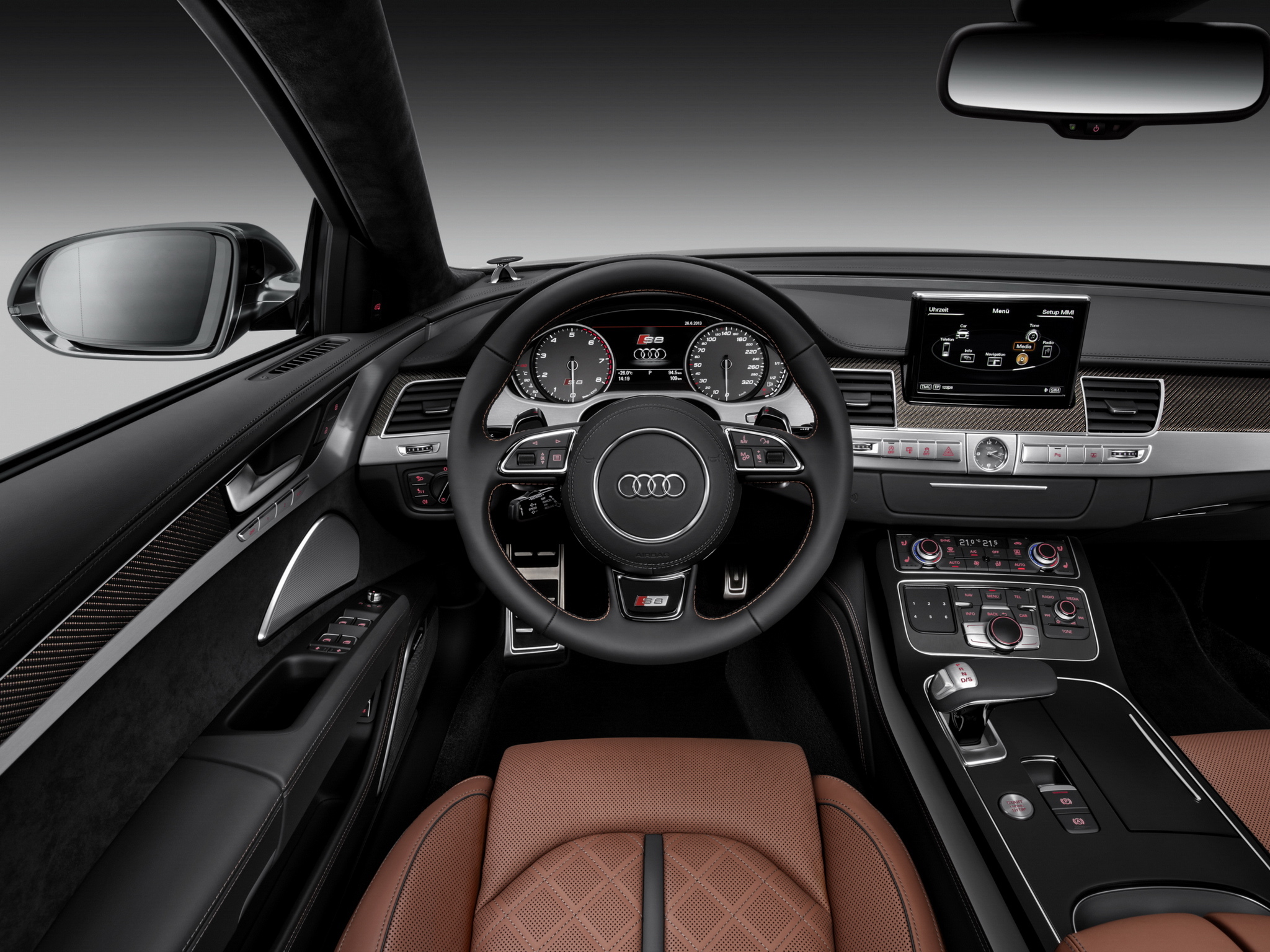 Фото салона ауди. Audi s8 d4 2013. Ауди а8 салон. Audi s8 d5 салон. Audi s8 2015 салон.