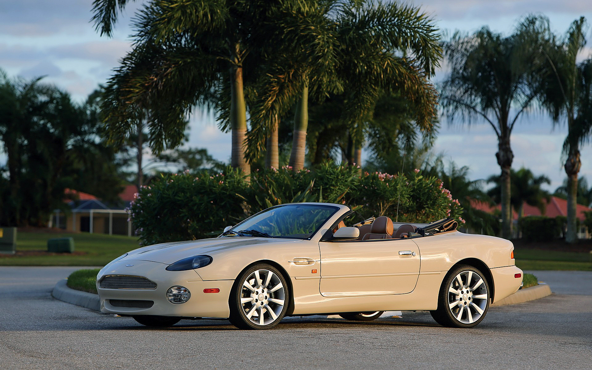 aston martin db7