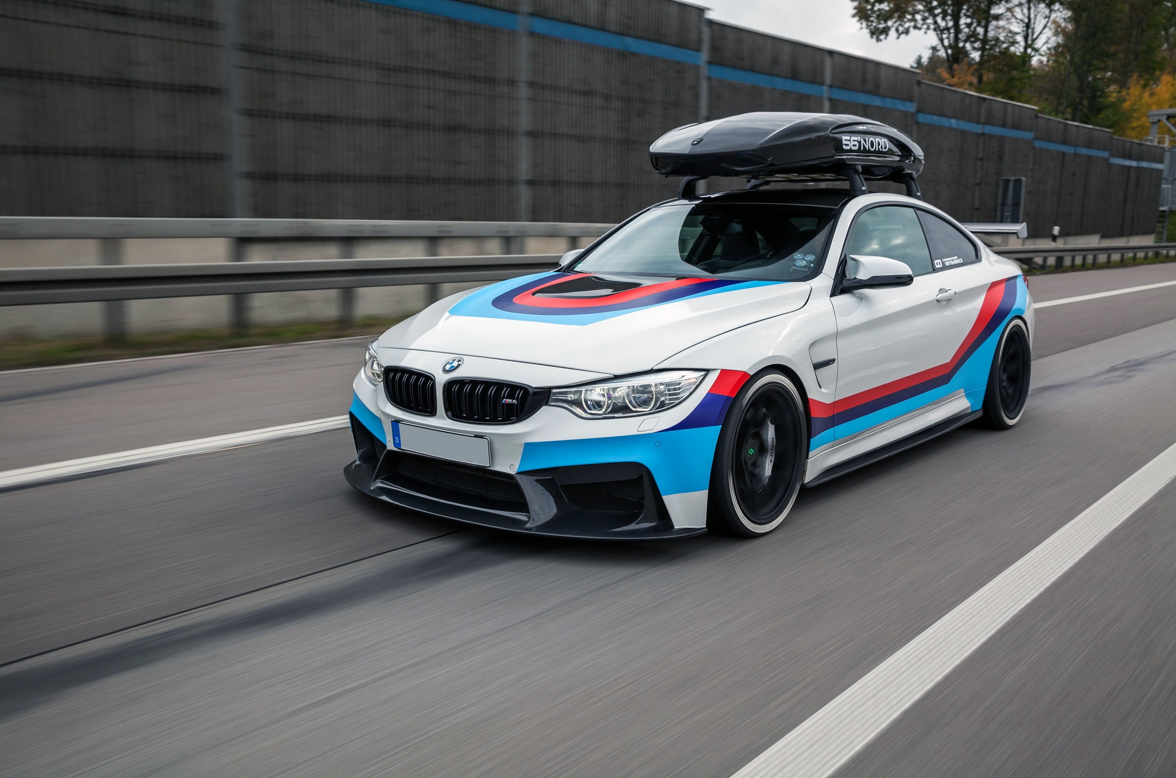 Bmw sport edition. БМВ м4 спорт. BMW m4. BMW m4 Touring. BMW m4 2023.