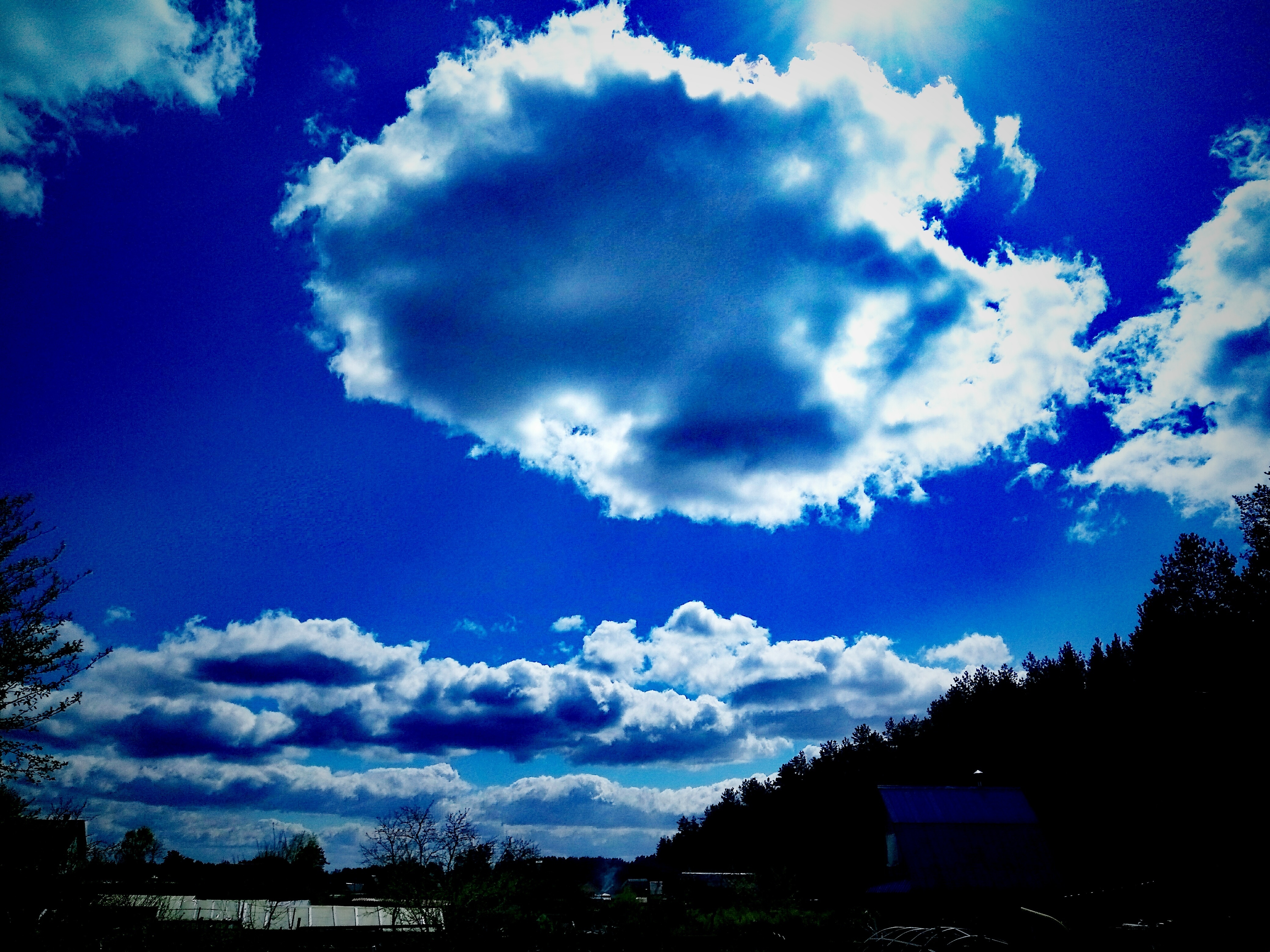 Синие облака