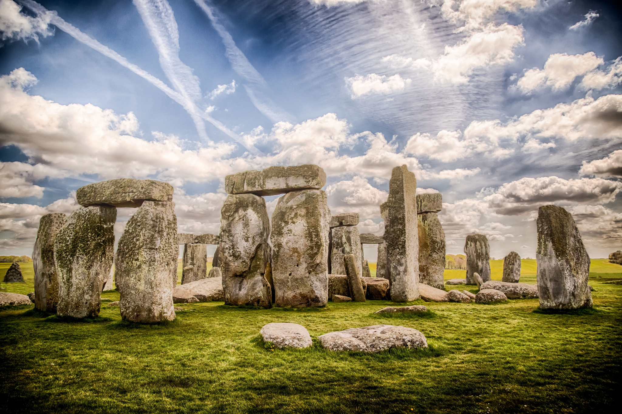 Stone england. Стоунхендж, графство Уилтшир, Англия. Англия камни Стоунхенджа. Мегалитические памятники Стоунхендж. Стоунхендж мегалиты Великобритании.