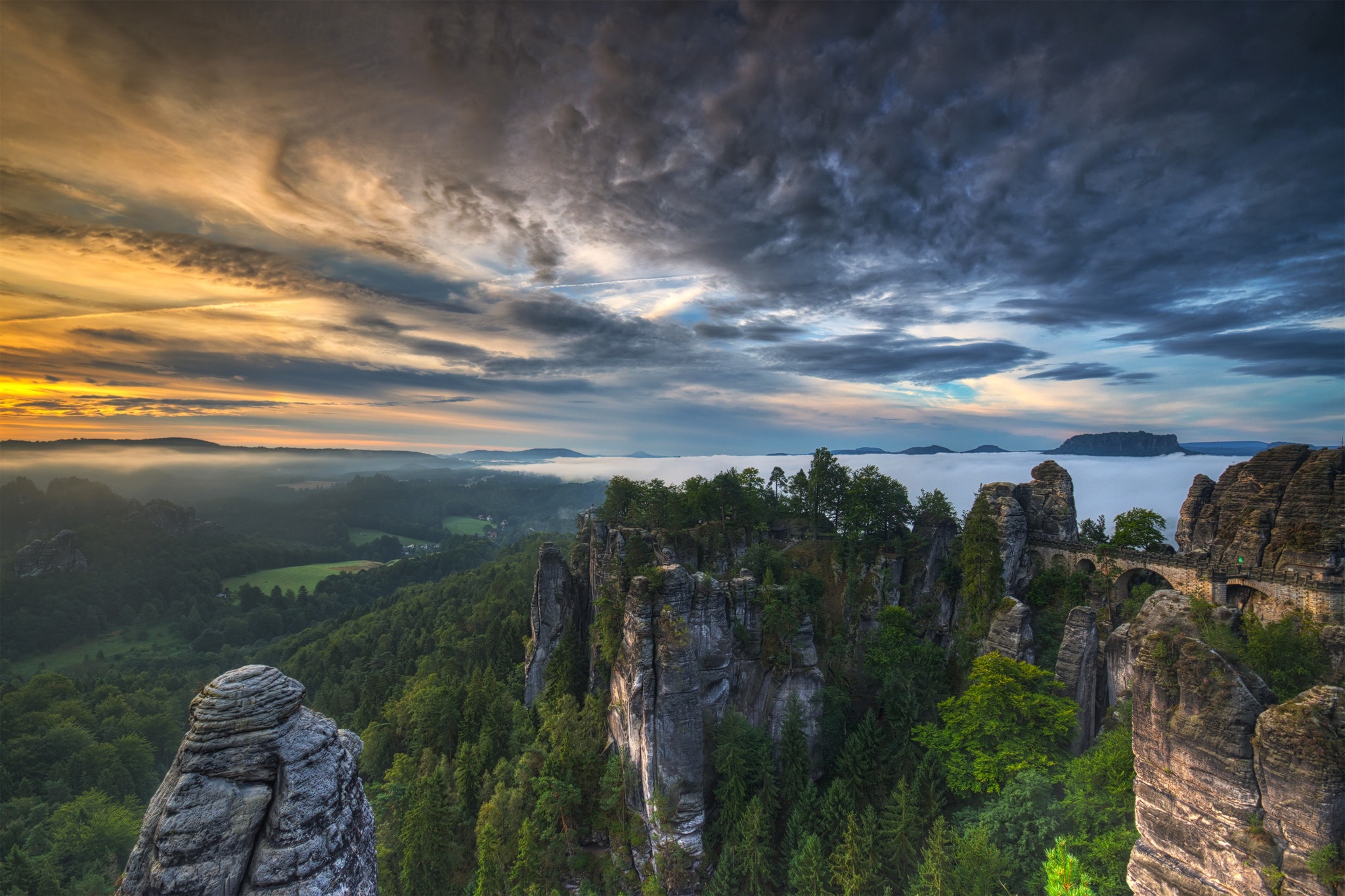 Эльбские песчаниковые горы