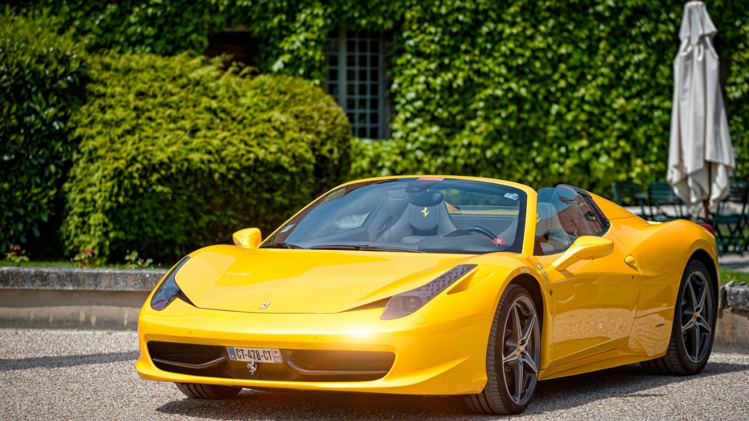 Ferrari Coupe Cabrio