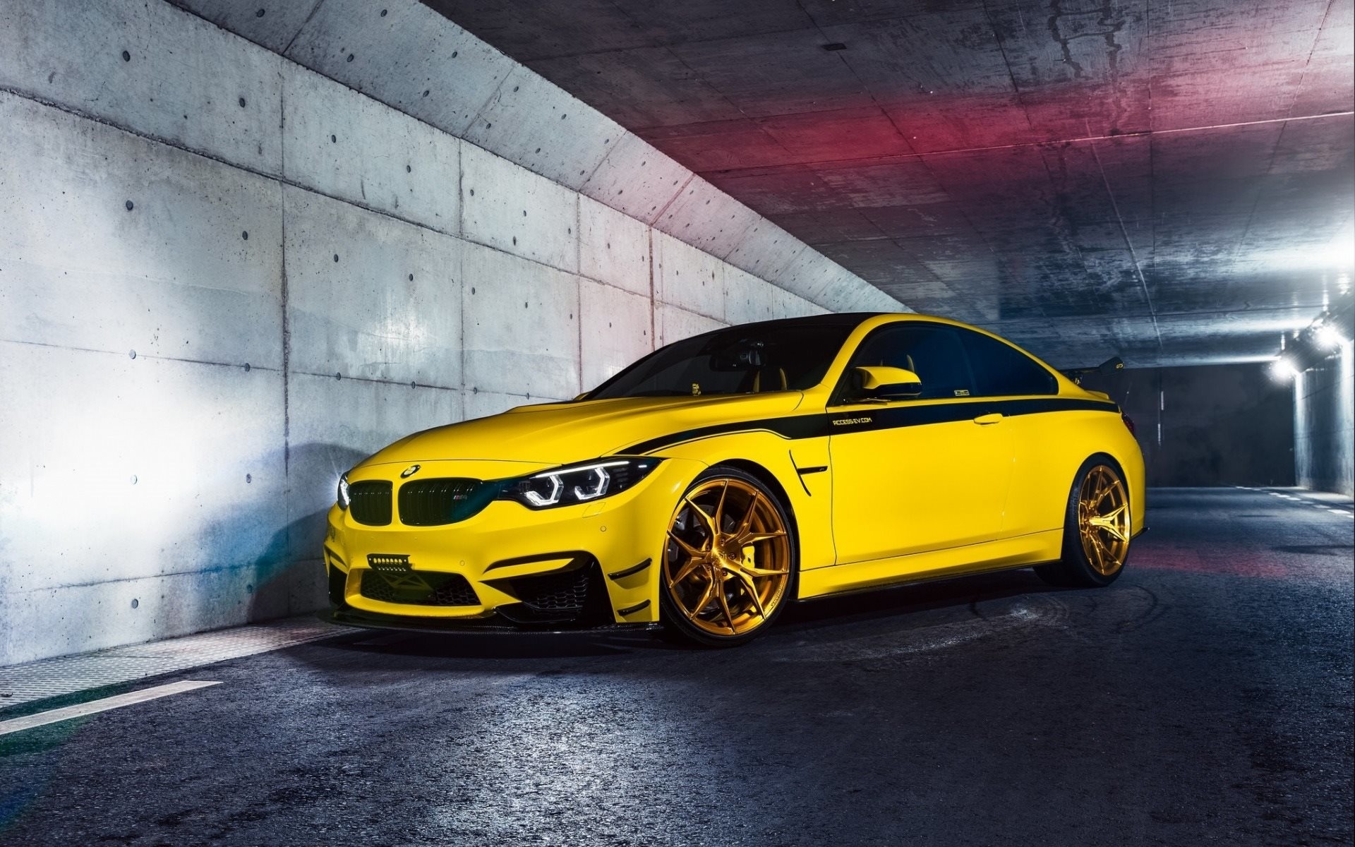 bmw m 4 f 82