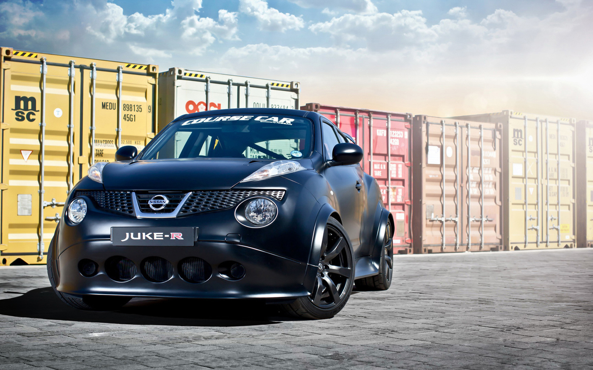 Nissan Juke черный обои