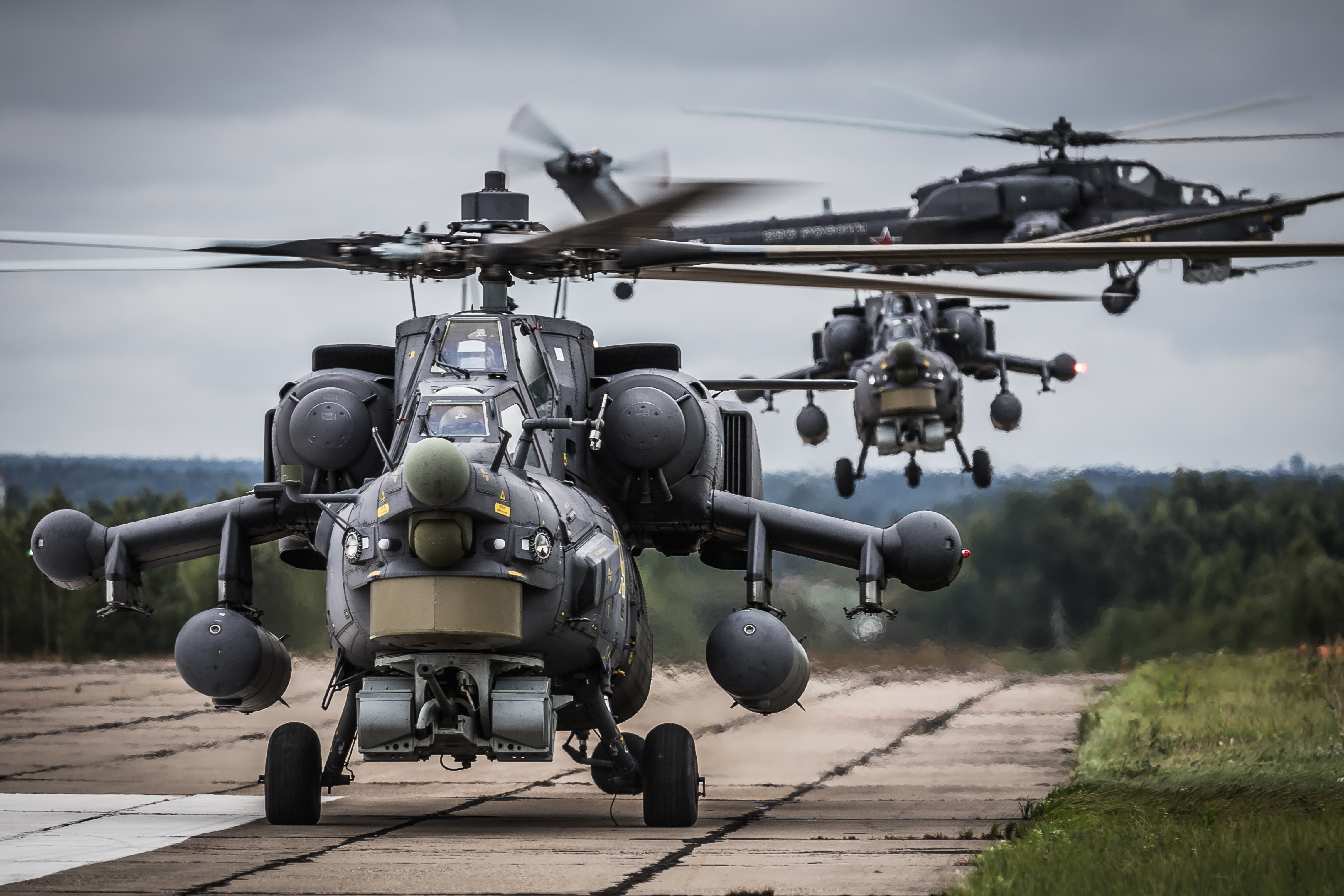 Самое лучшее военное. Вертолет ми-28 н. Ми-28нм ночной охотник. Ми-28 вертолёт вертолёты России. Вертолёт Аллигатор ми 28.