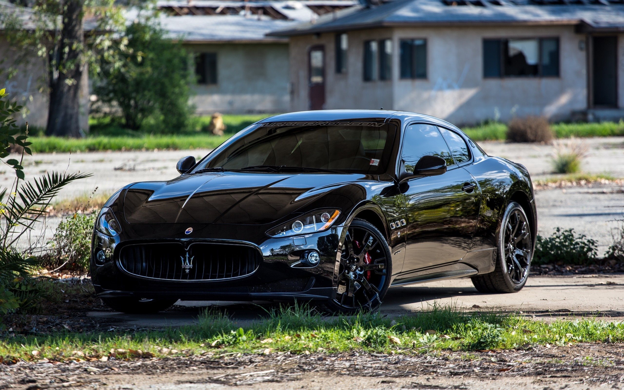 Maserati GRANTURISMO черная