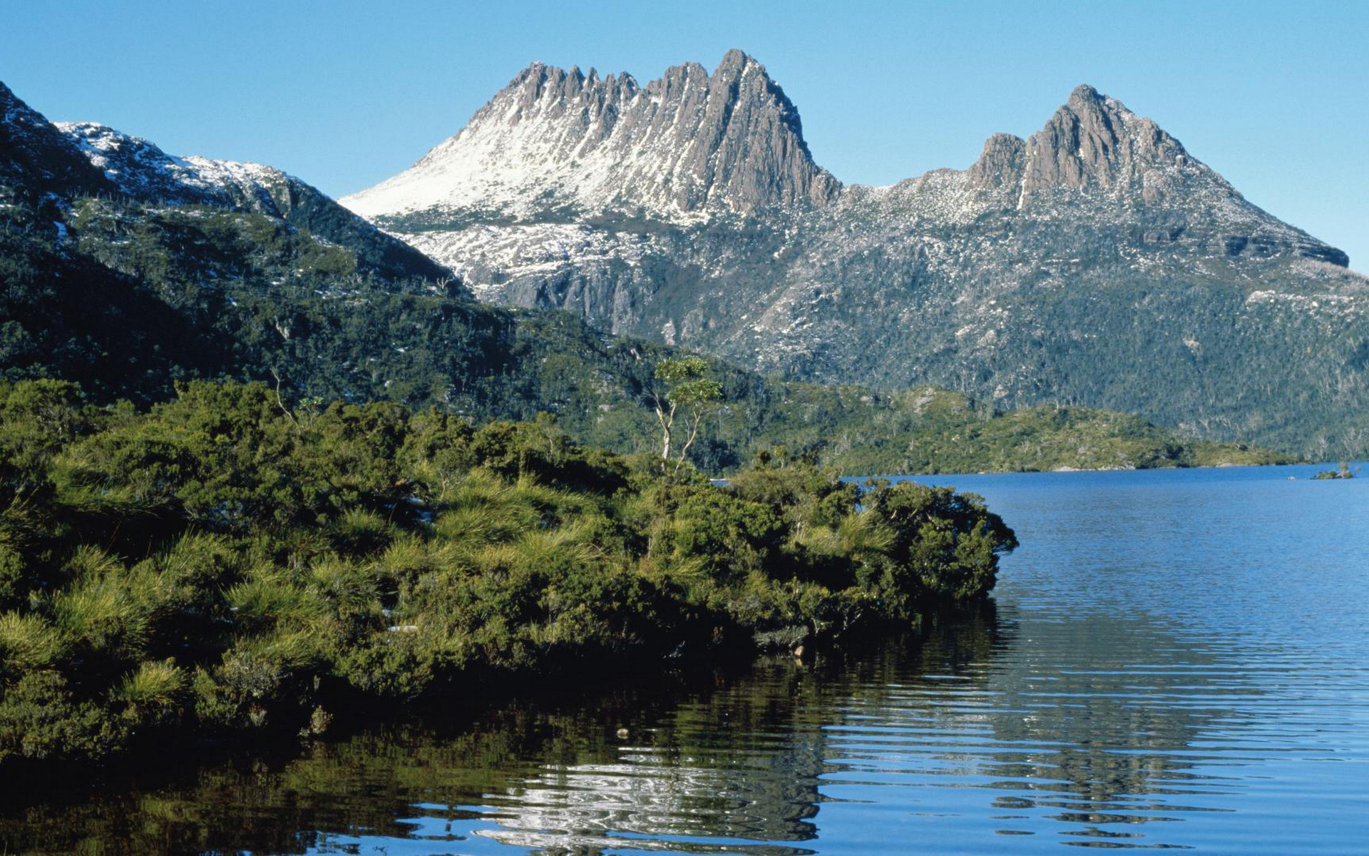 Dove mountain. Крейдл (гора, Тасмания). Грейт Лейк Тасмания. Озеро Грейт Лейк Тасмания. Национальный парк рек Тасмании.