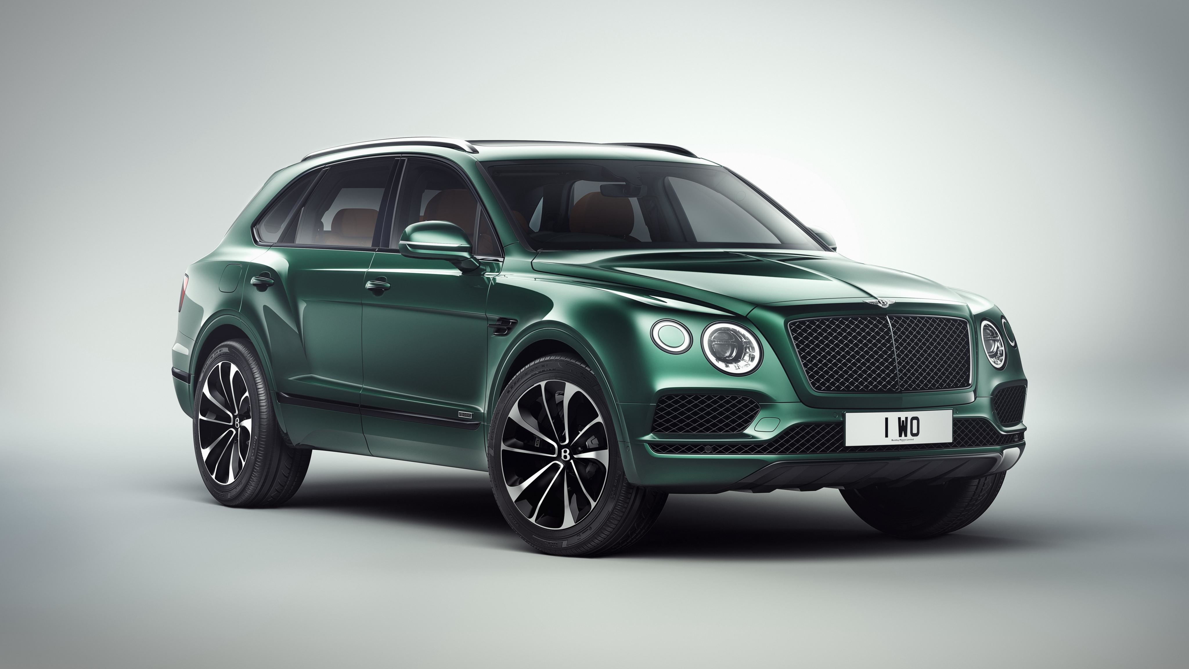 Машина Bentley Bentayga