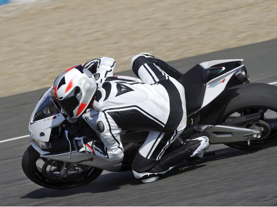 RSV4 R 2011, motorbike, moto, мотоциклы, motorcycle, Road, RSV4 R, Aprilia, мото