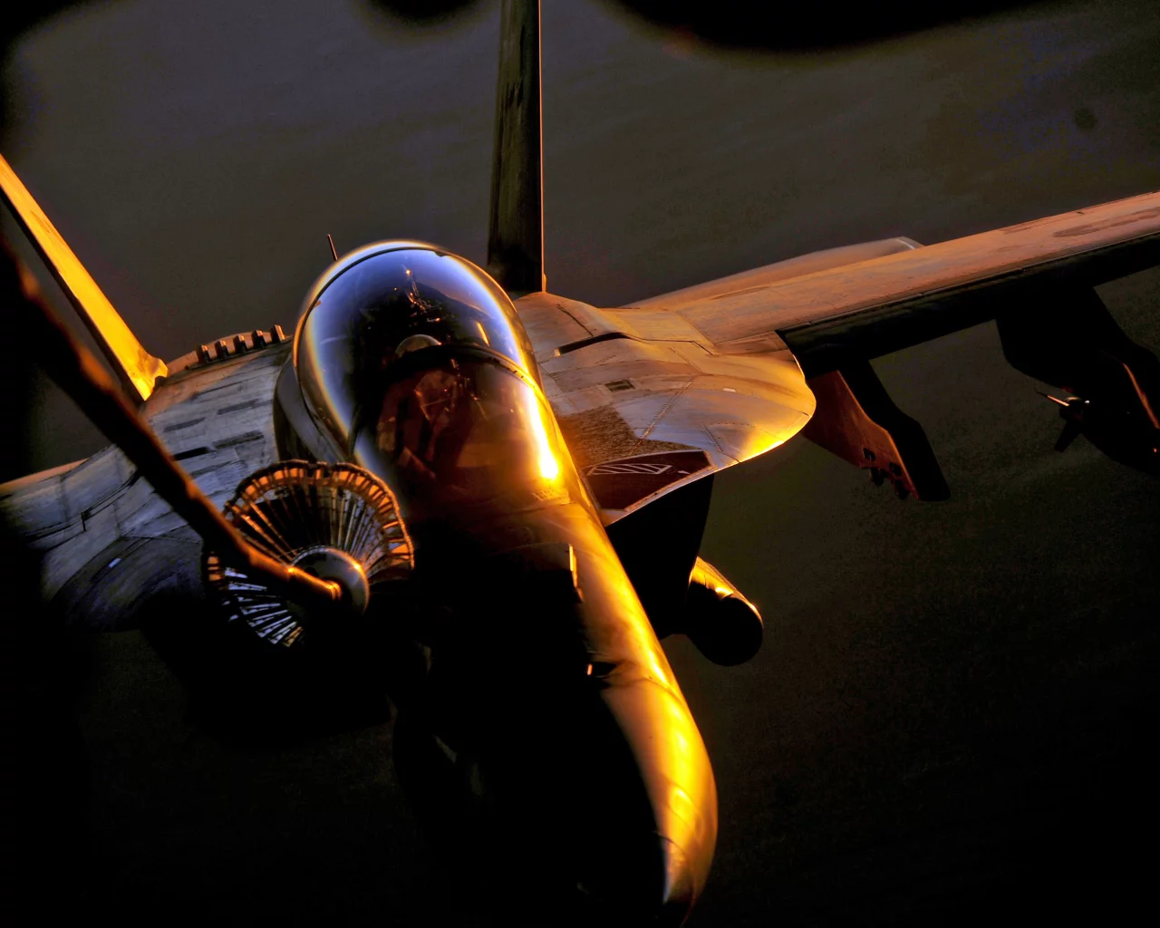 полёт, F-18, истребитель