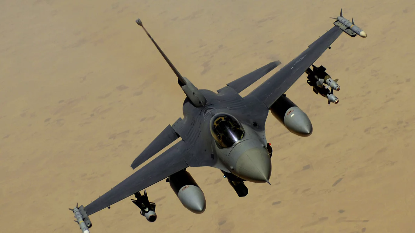 F-16, истребитель