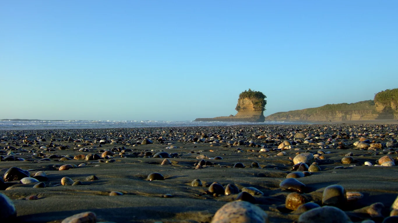 море, небо, камни