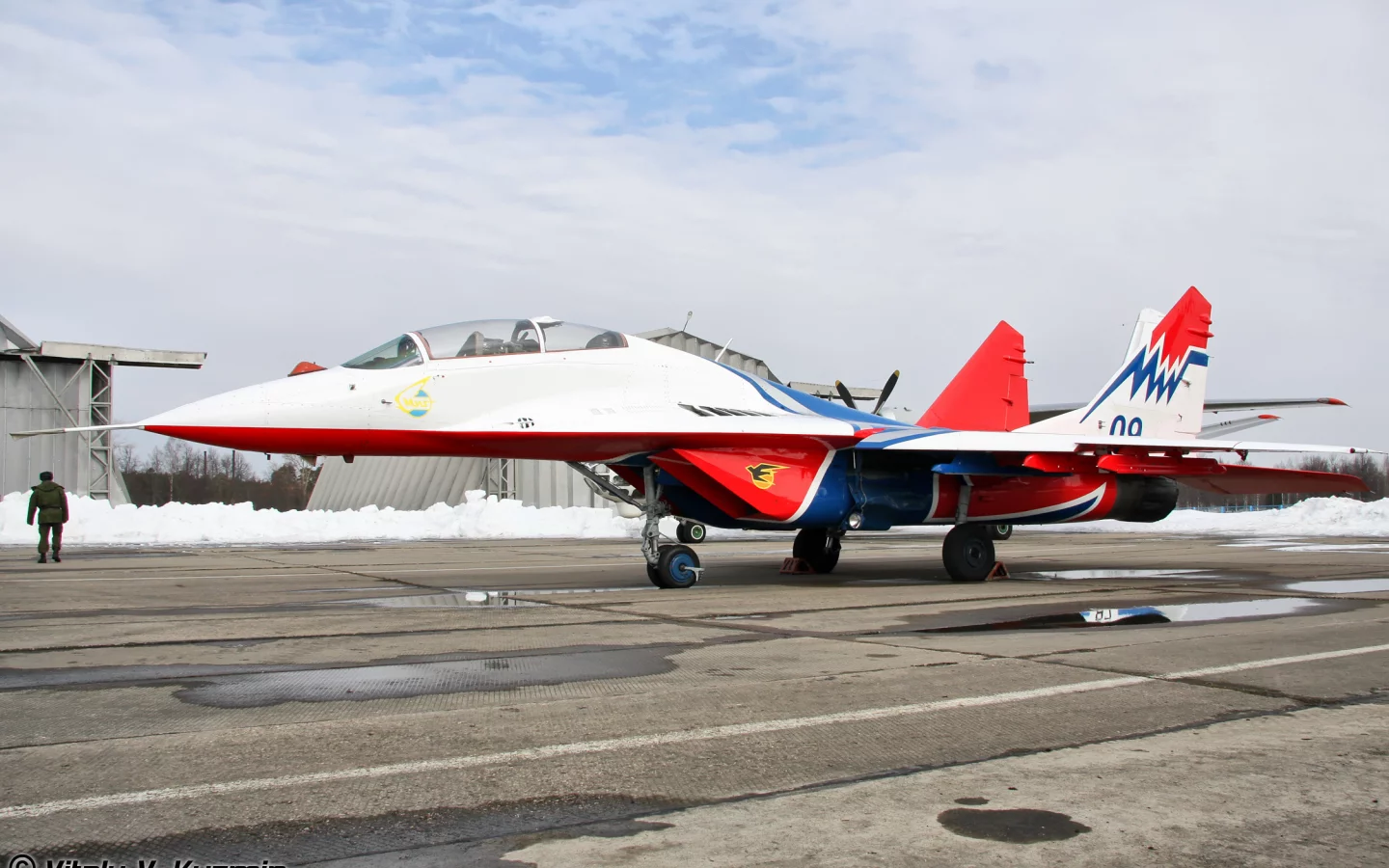 аэродром, стрижи, Ми-29