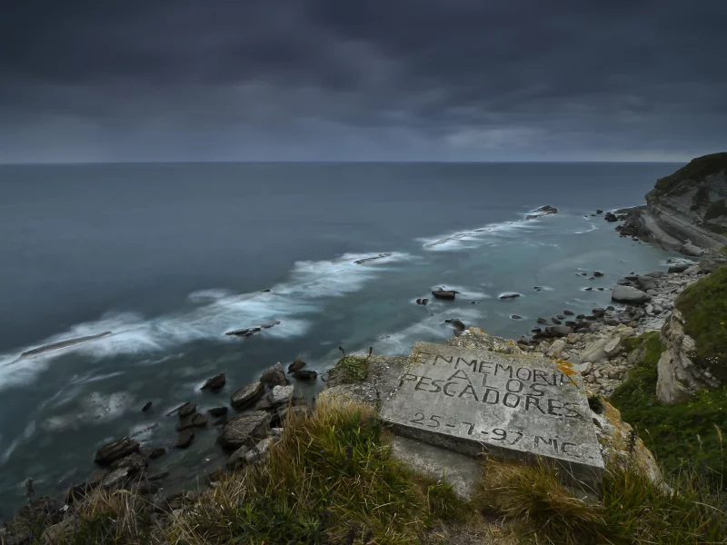 Скалы, вечер, море