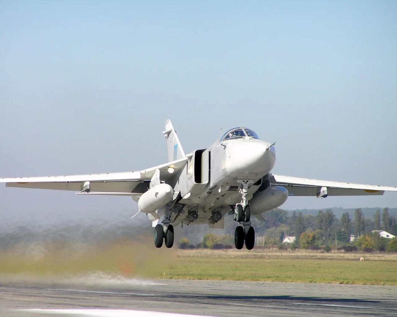 самолет, СУ-24М, вылет на бомбометание, бомбардировщик