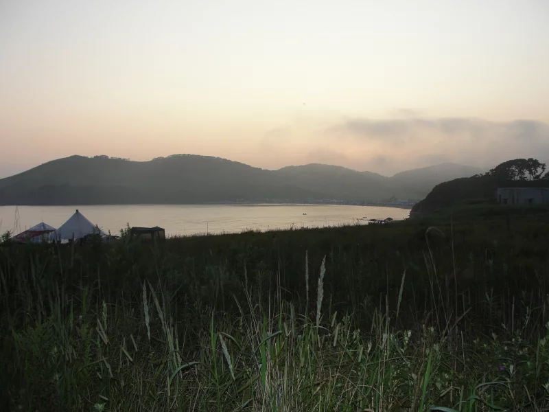 сопка, зелень, море